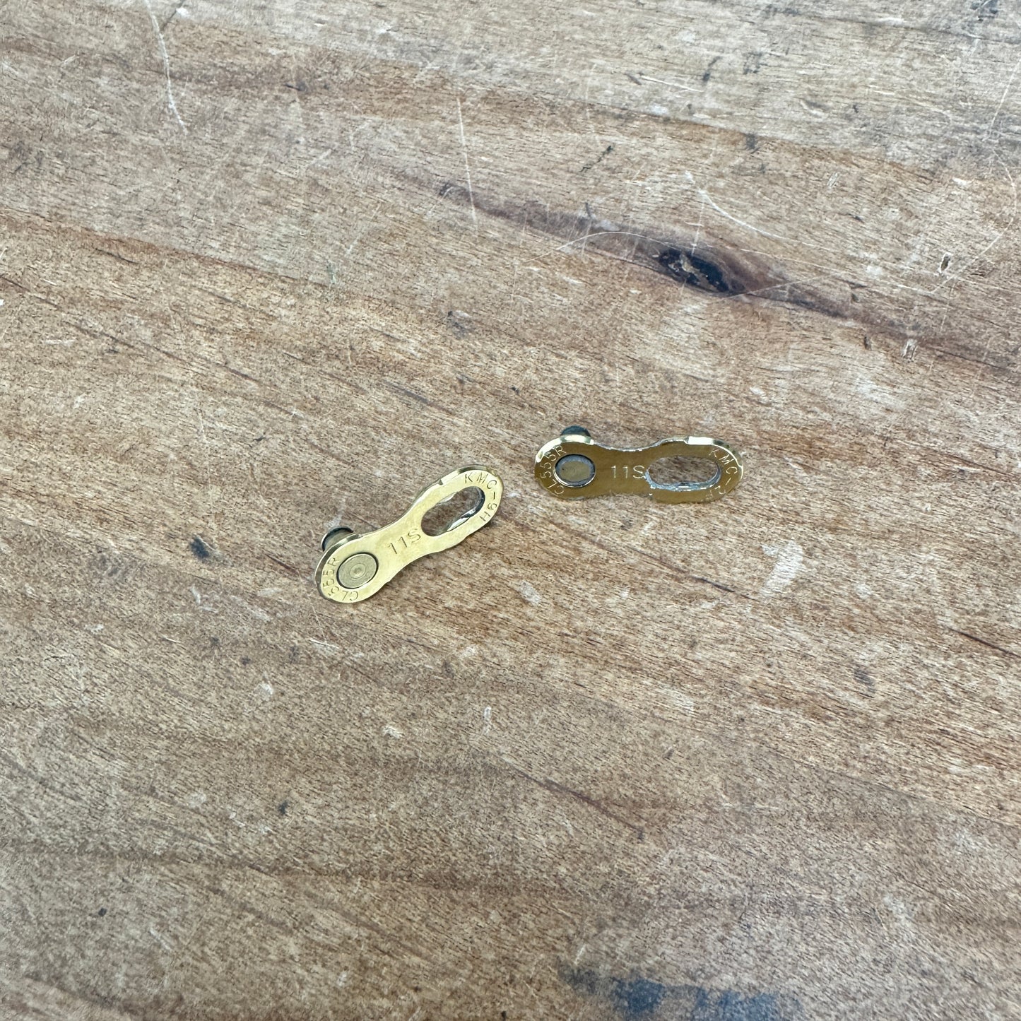 Light Wear! PYC Hollow-Pin 11-Speed 108 Links Gold Bike Chain + Master Link