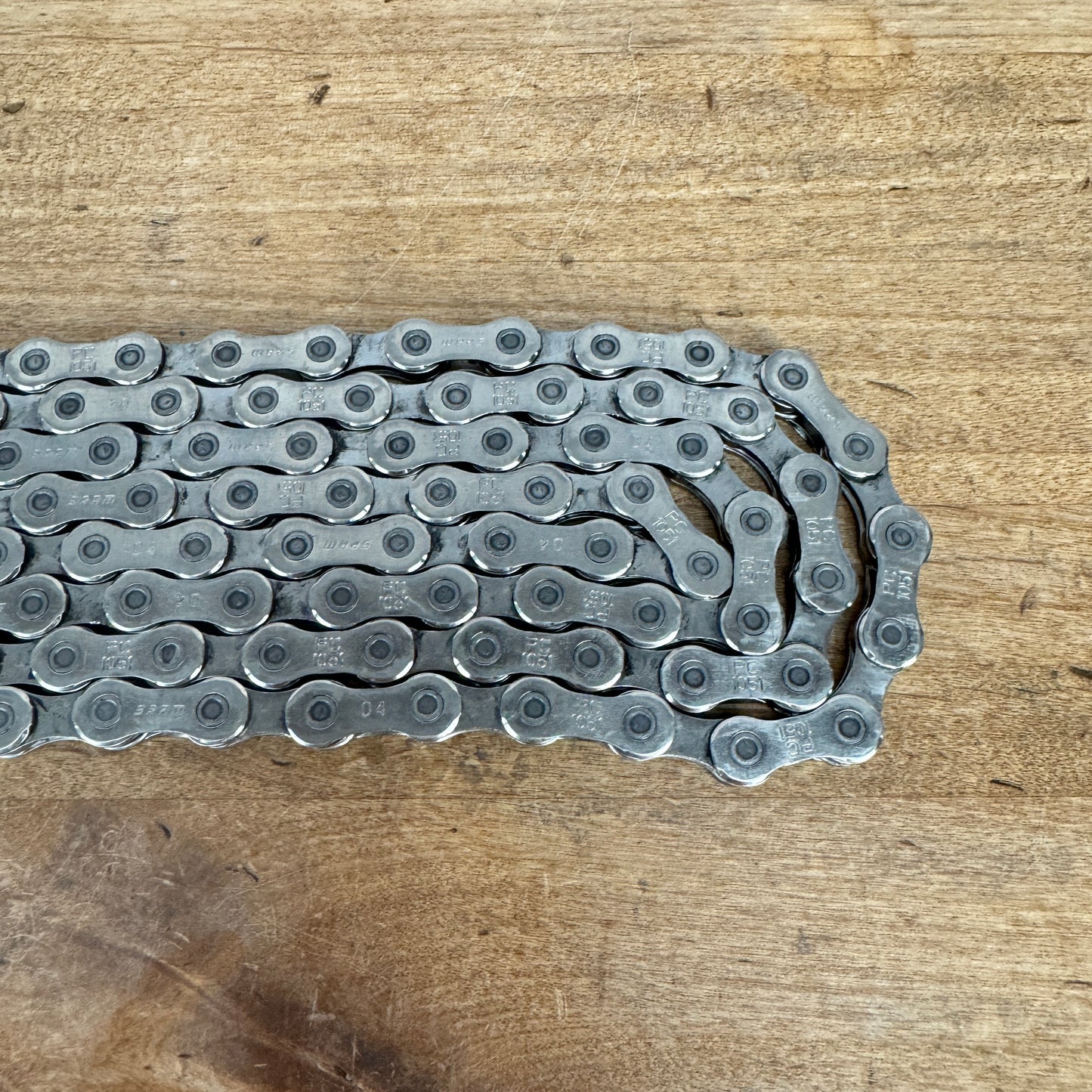 Light Wear! SRAM PC-1051 11-Speed 107 Links Silver Bike Chain 257g