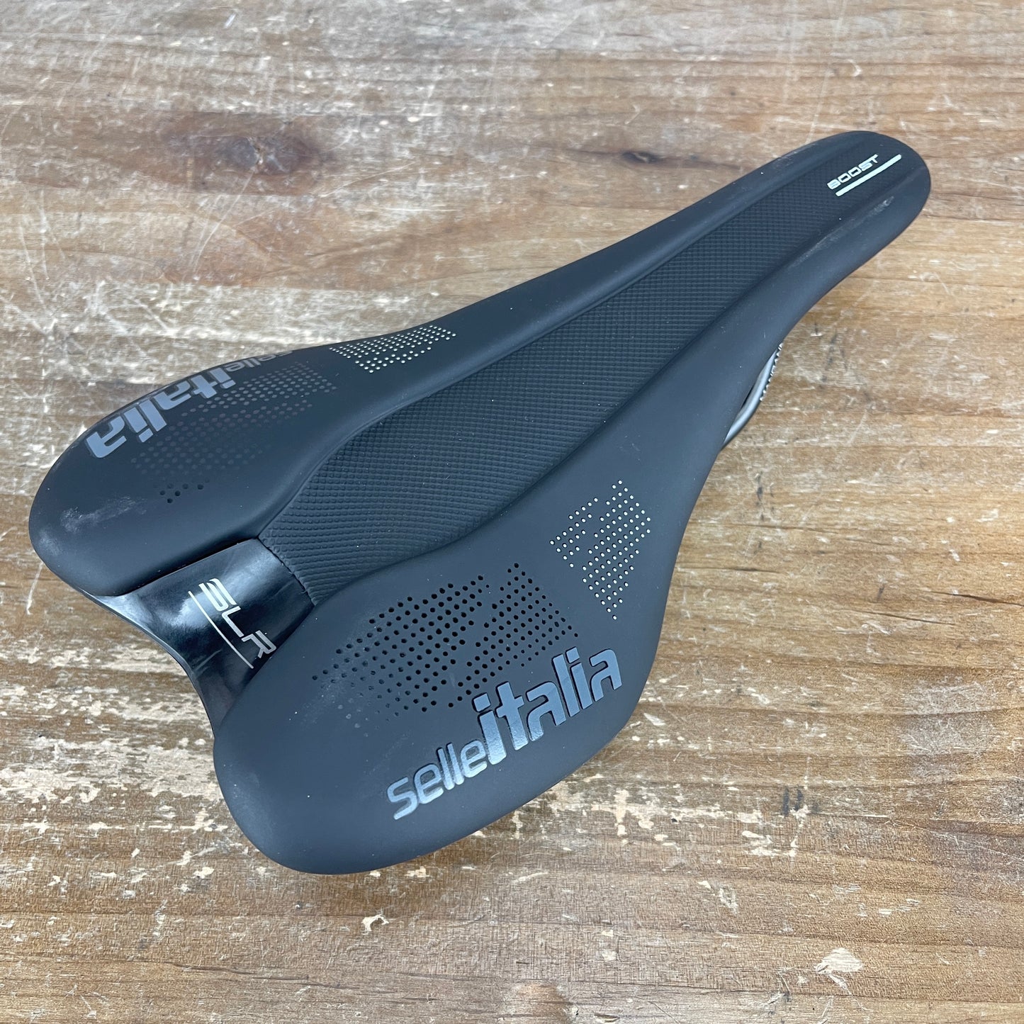 New Takeoff! Selle Italia SLR Boost Superflow 7x7mm Manganese Rails 130mm Saddle