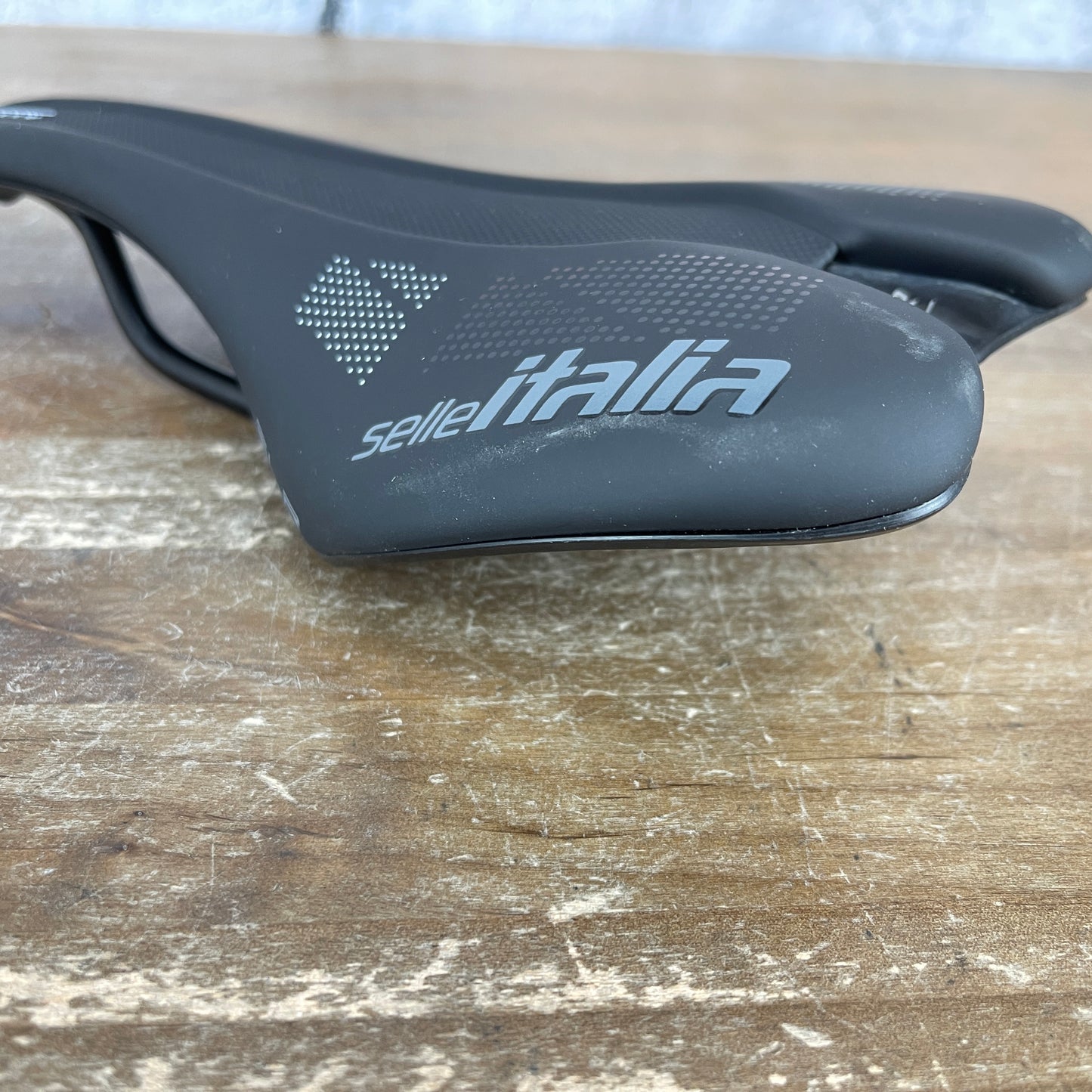 New Takeoff! Selle Italia SLR Boost Superflow 7x7mm Manganese Rails 130mm Saddle