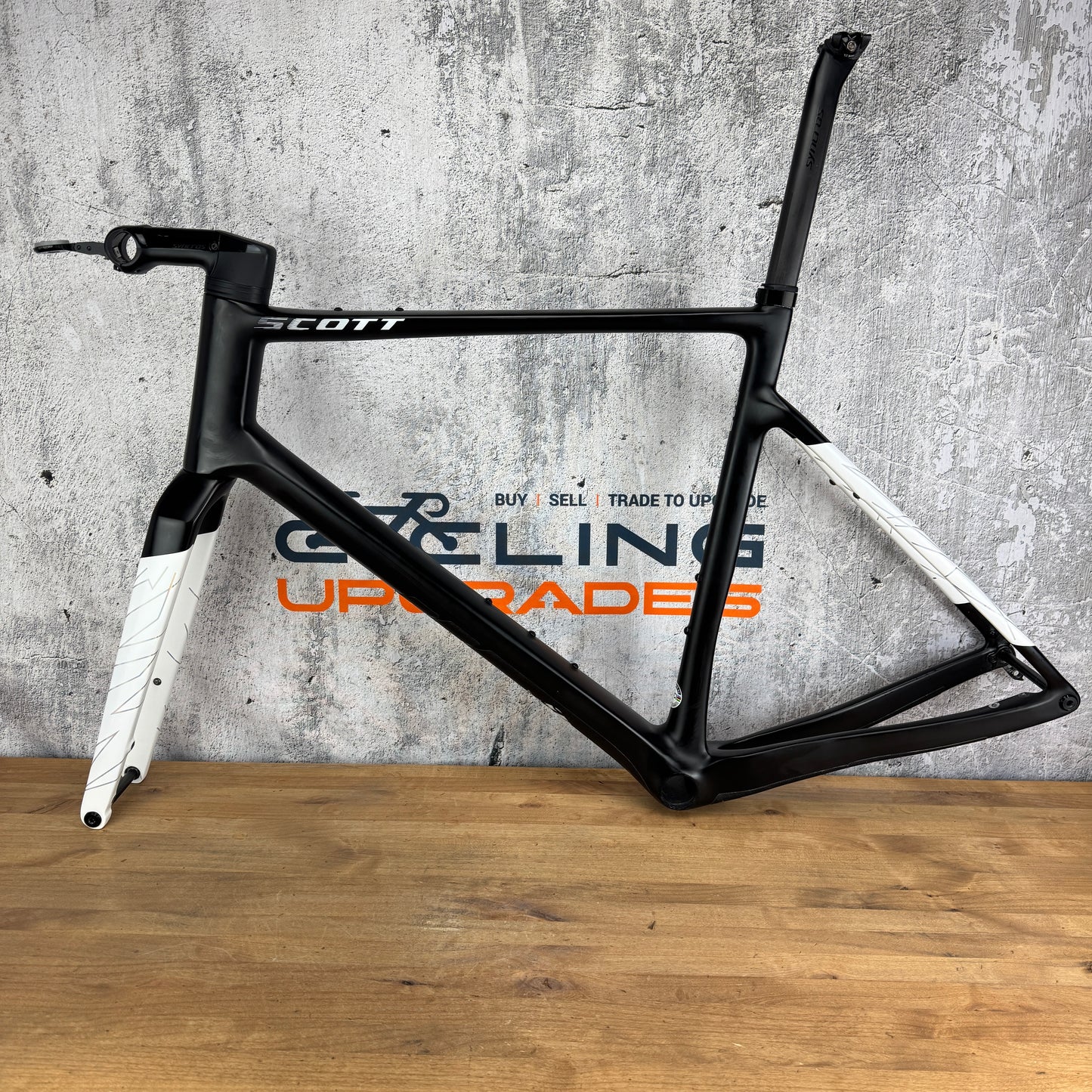 2022 Scott Addict Gravel XL 58cm Carbon Disc Brake Frameset 700c 2283g