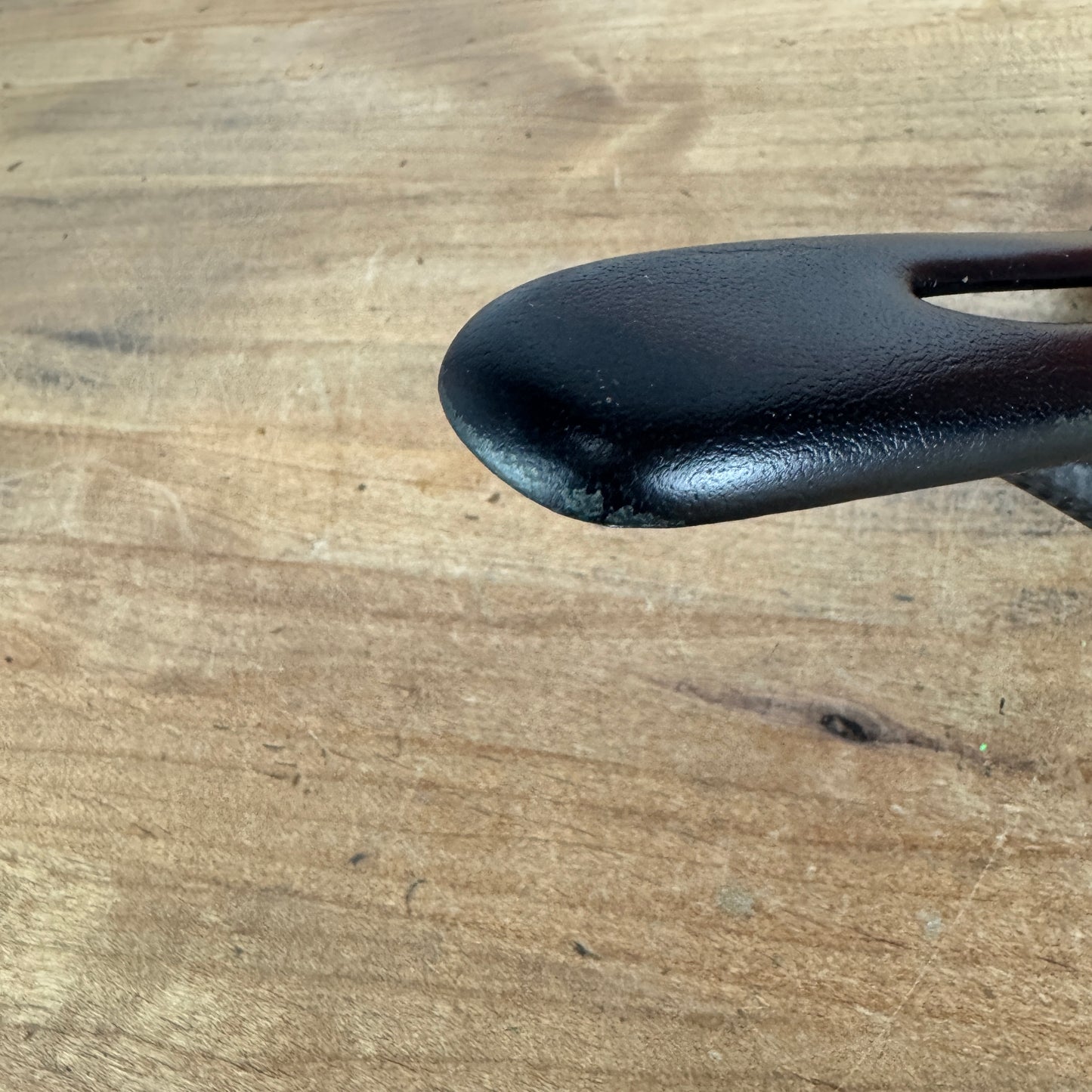 Berk Lupina Padded 7x9mm Carbon Rails Bike Saddle 96g
