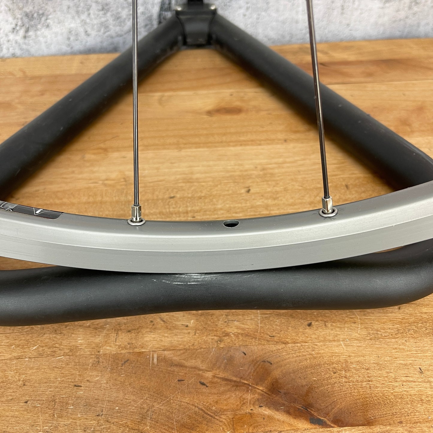 New Takeoff! Mavic Cosmos 24h Alloy Clincher Front Wheel 700c Rim Brake 790g