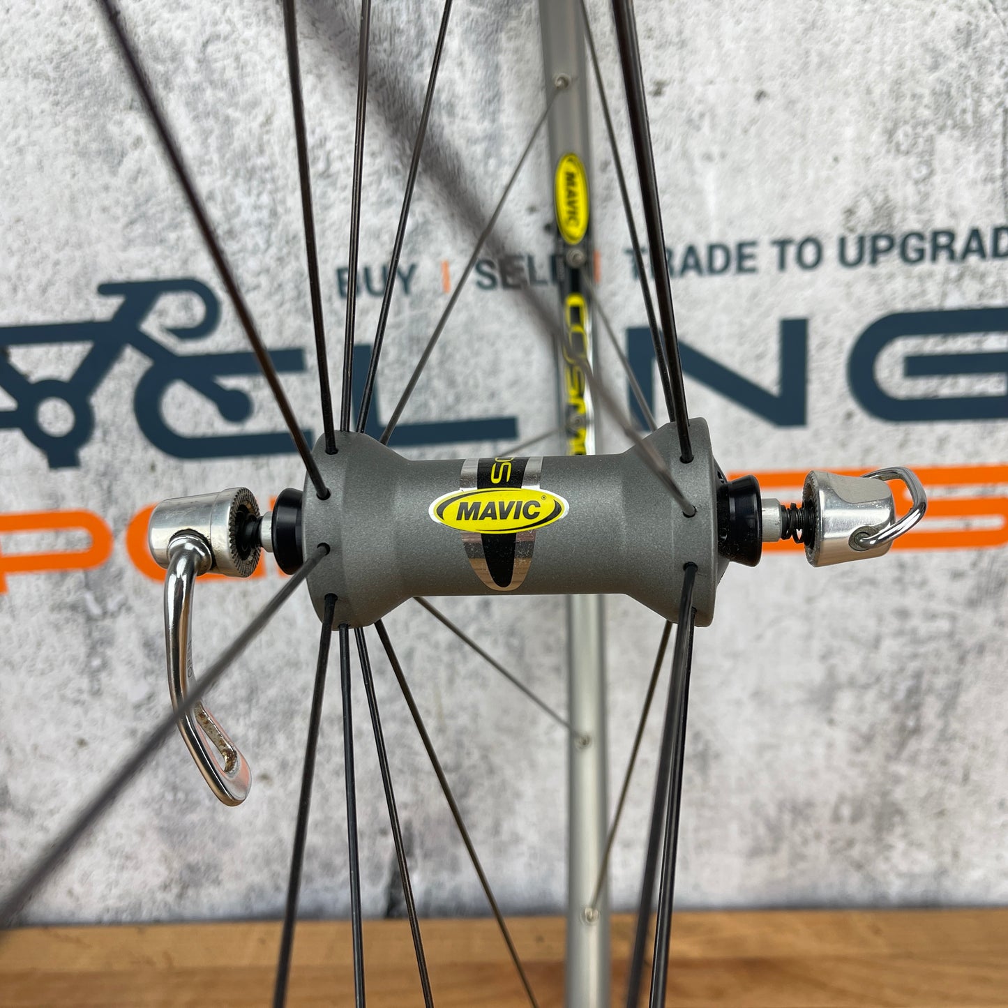 New Takeoff! Mavic Cosmos 24h Alloy Clincher Front Wheel 700c Rim Brake 790g