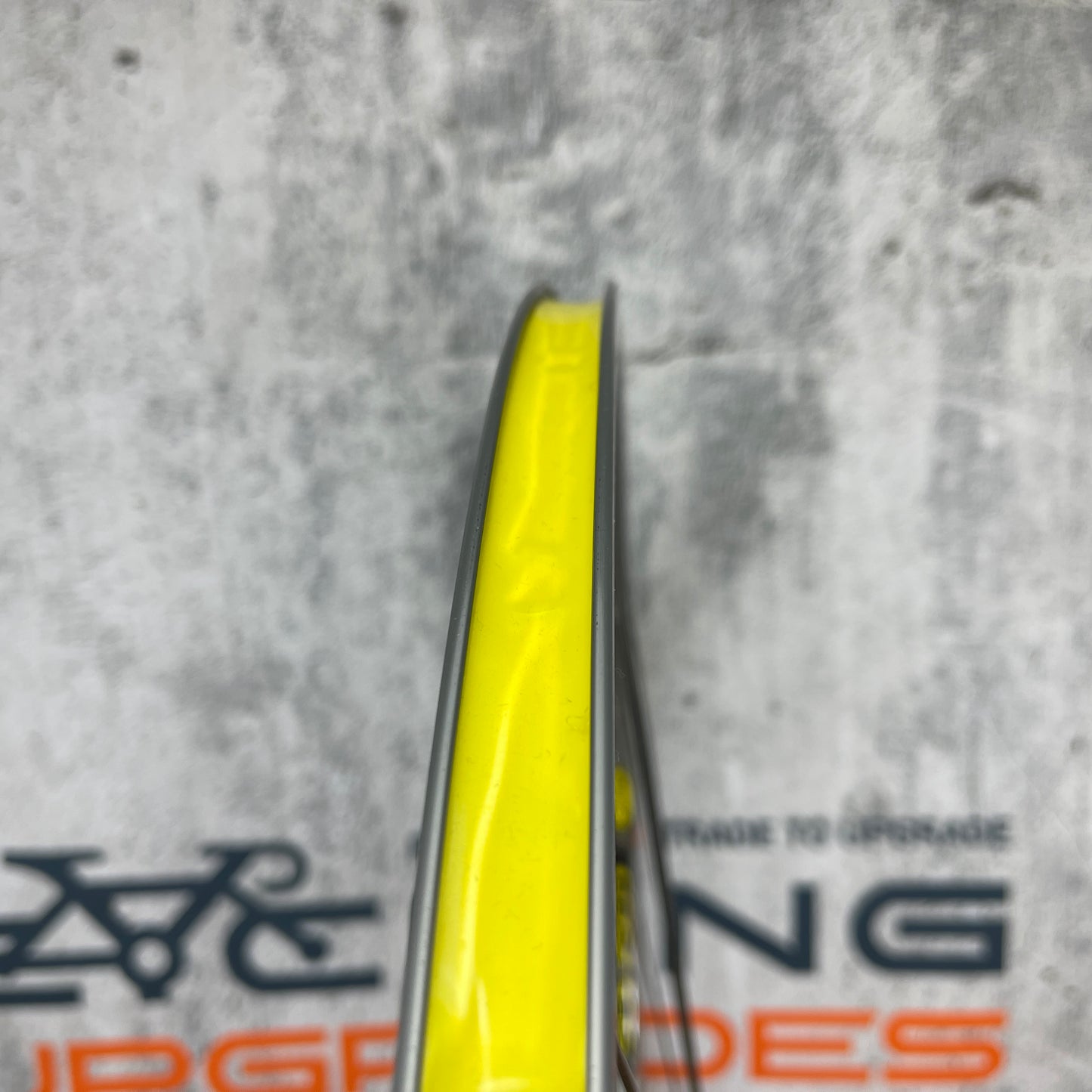 New Takeoff! Mavic Cosmos 24h Alloy Clincher Front Wheel 700c Rim Brake 790g