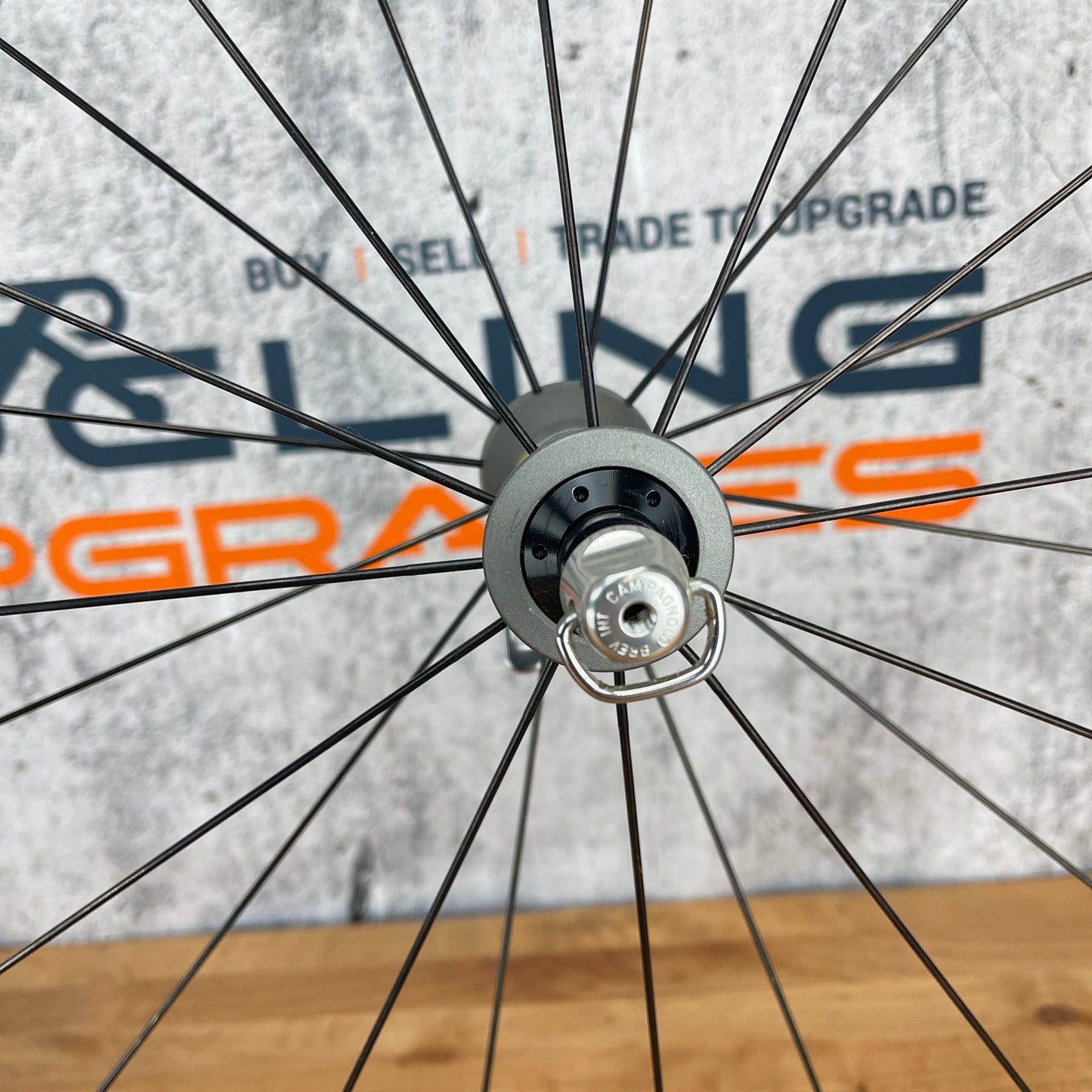 New Takeoff! Mavic Cosmos 24h Alloy Clincher Front Wheel 700c Rim Brake 790g