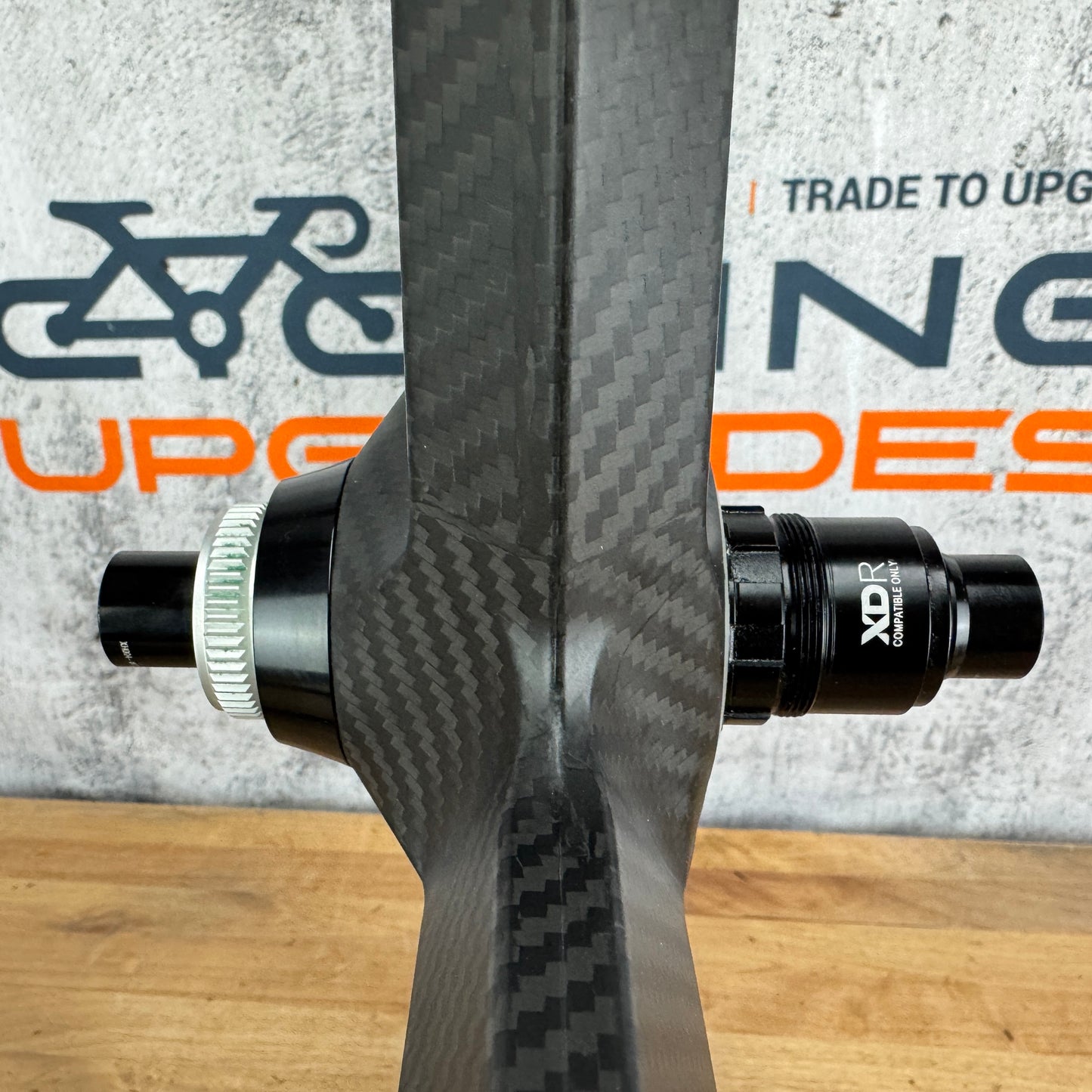 New Takeoff! Xentis High X Carbon Tubeless Disc Brake Wheelset 700c 1444g