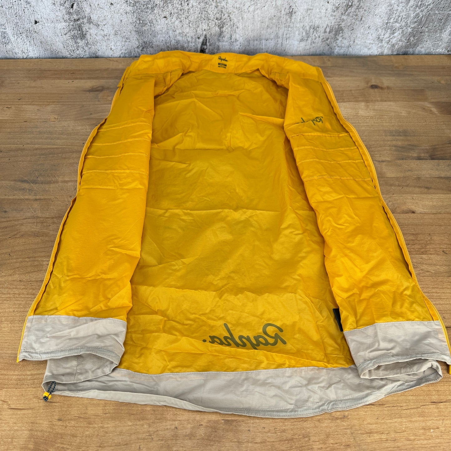 Worn Once! Rapha Explore Lightweight Gilet Men's Medium Yellow Cycling Vest