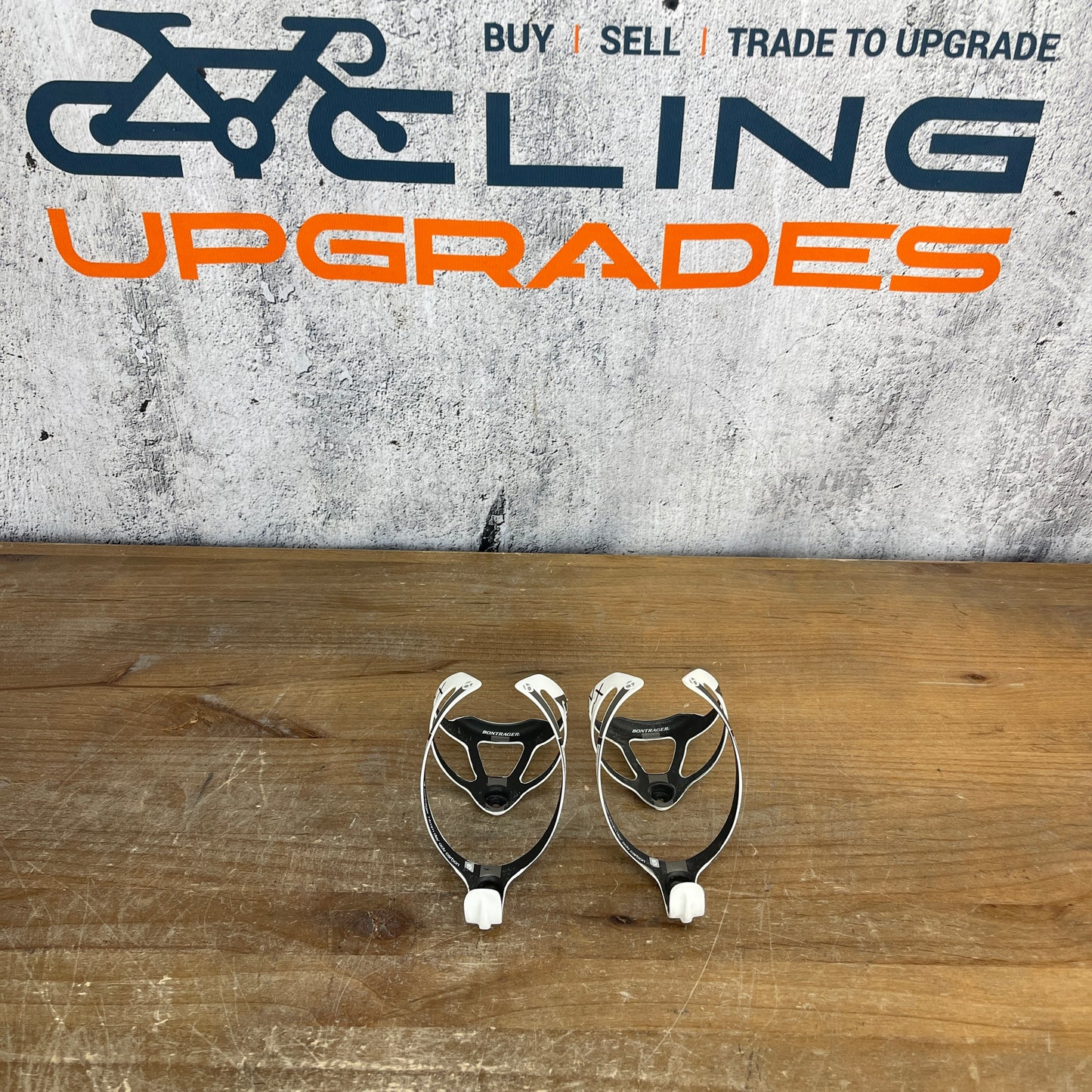 Bontrager XXX Lite Carbon Road Bike Water Bottle Cages Pair 38g