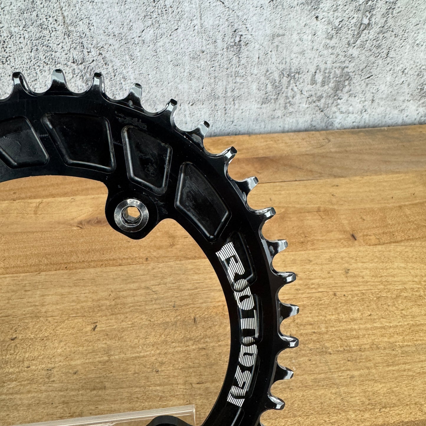 Rotor Q-Rings Oval Aero 44t 4-Bolt 110BCD 1x Bike Chainring 109g