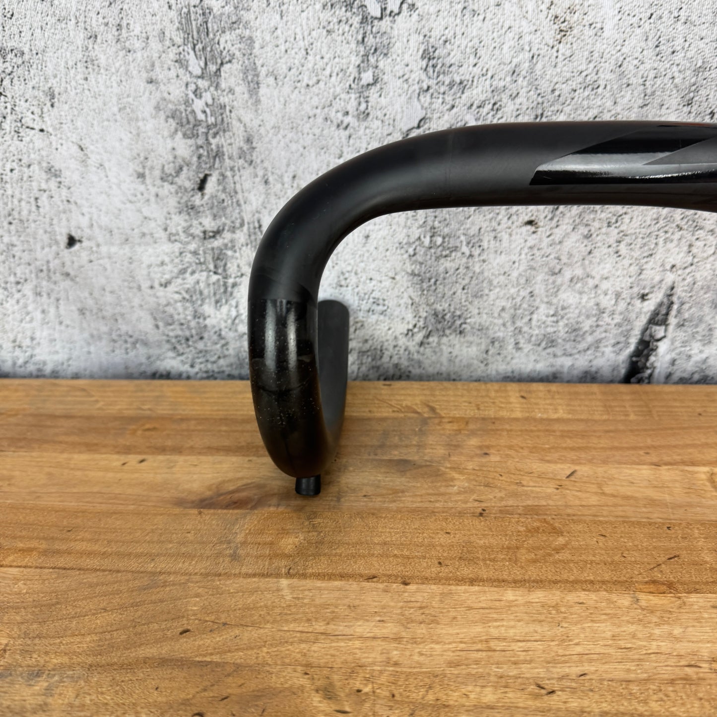 Zipp SL70 Ergo 42cm Carbon 31.8mm Road Bike Handlebar Di2 Compatible 218g