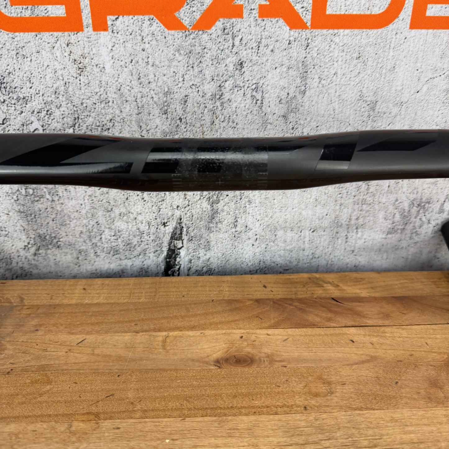 Zipp SL70 Ergo 42cm Carbon 31.8mm Road Bike Handlebar Di2 Compatible 218g