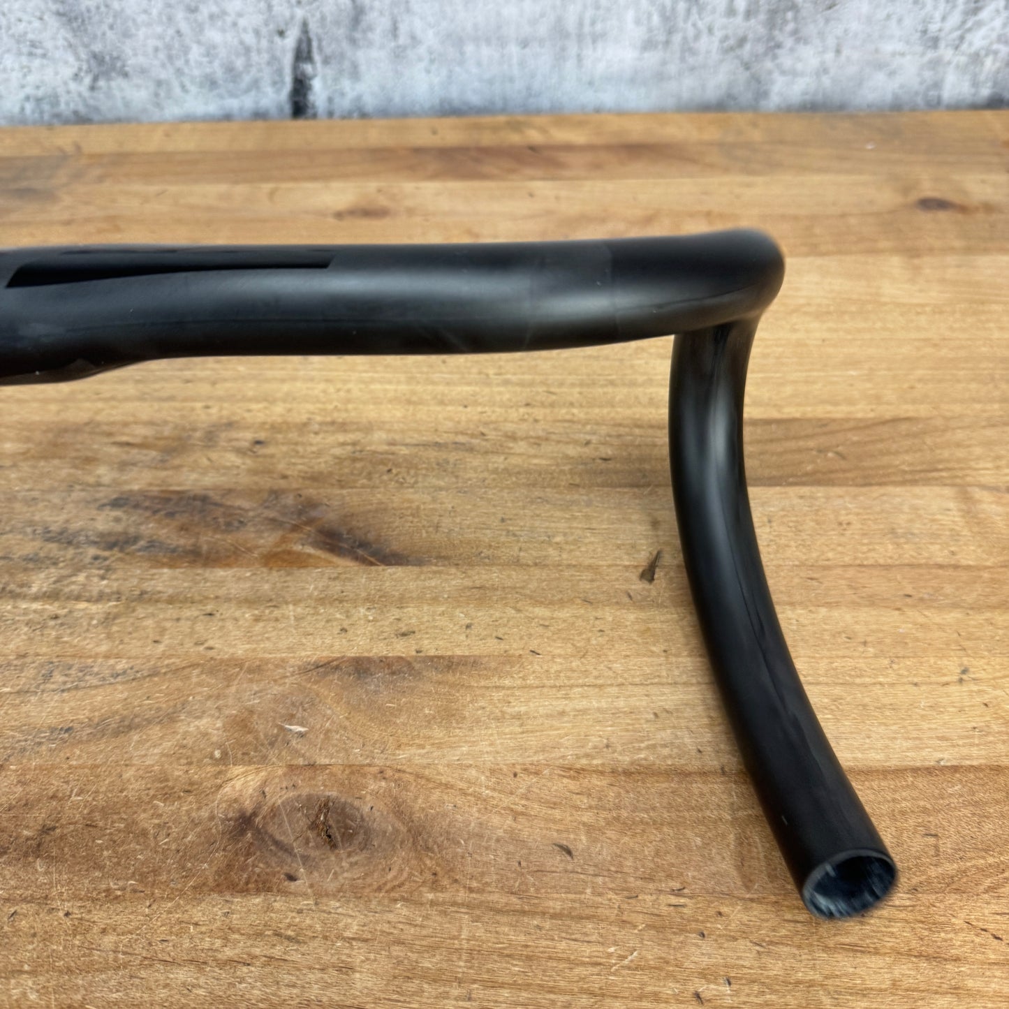 Zipp SL70 Ergo 42cm Carbon 31.8mm Road Bike Handlebar Di2 Compatible 218g