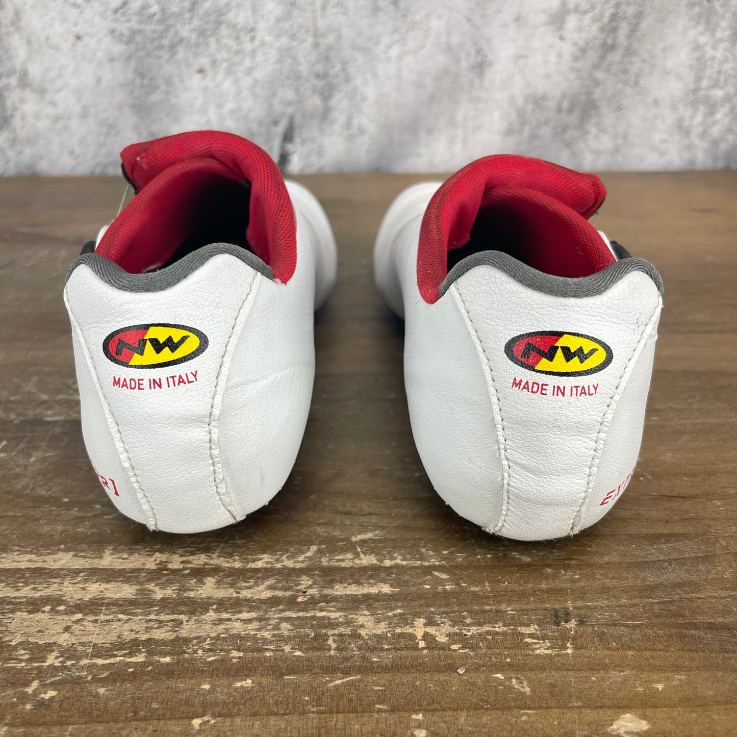 Northwave Extreme RR 42 EU Red/White Road Bike 3-Bolt Cycling Shoes