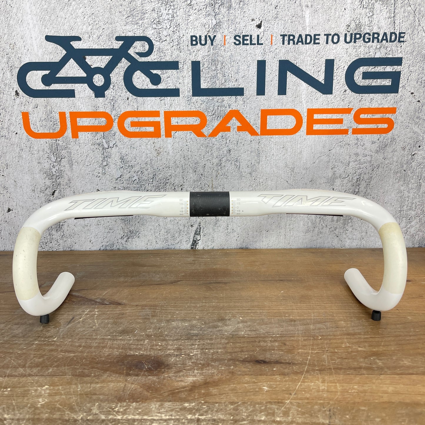 Time ErgoDrive Aero 44cm Road Bike White Carbon Handlebar 120g