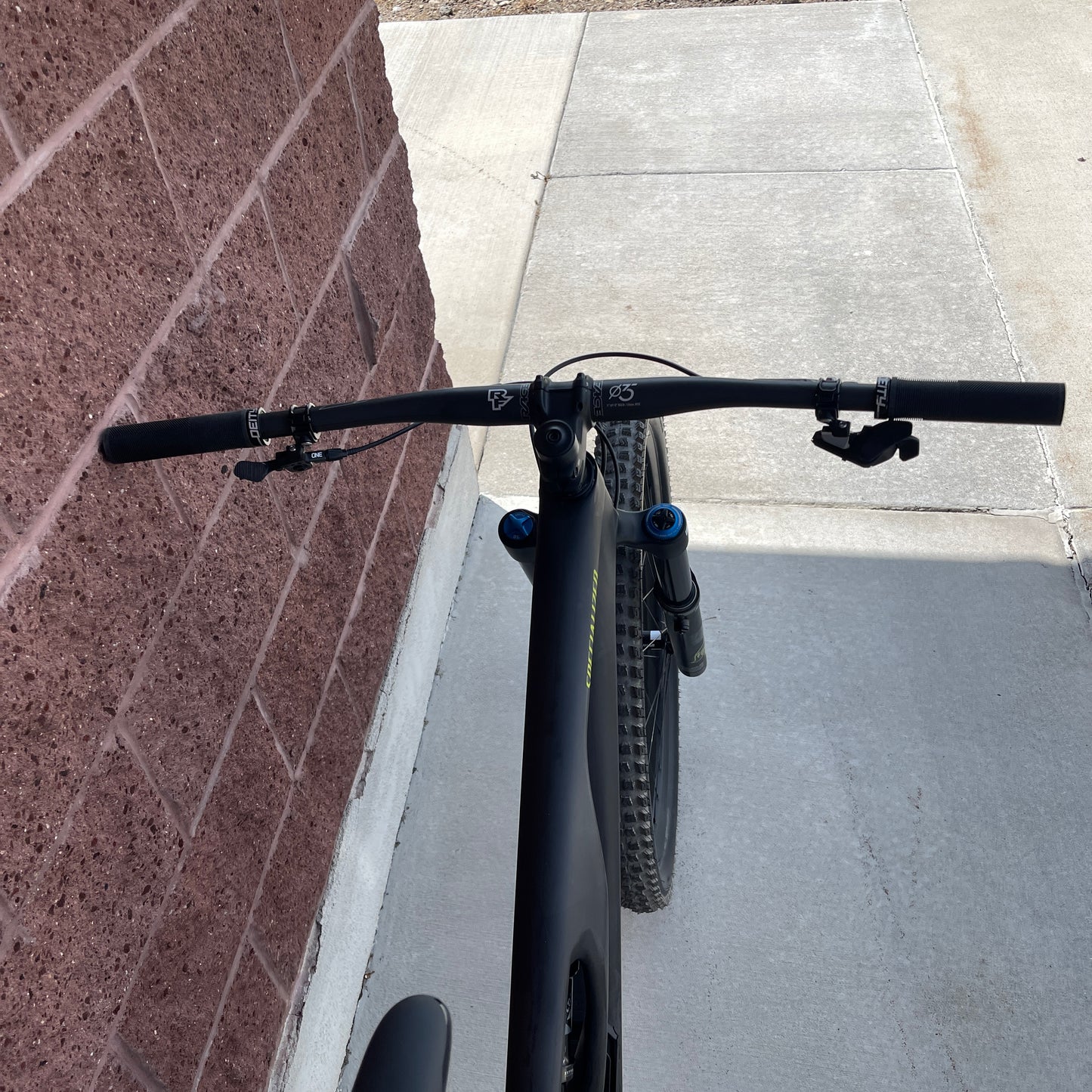 Upgraded! 2022 Specialized Stumpjumper Evo SRAM AXS Carbon 29" S4 Large MTB Bike
