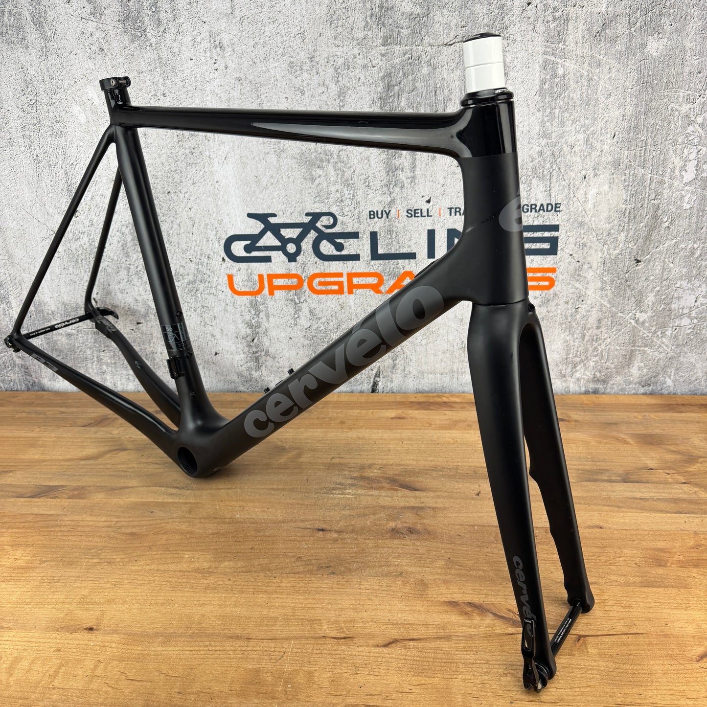 2018 Cervelo R3 56cm Carbon Road Bike Disc Brake Frameset 700c 1733g