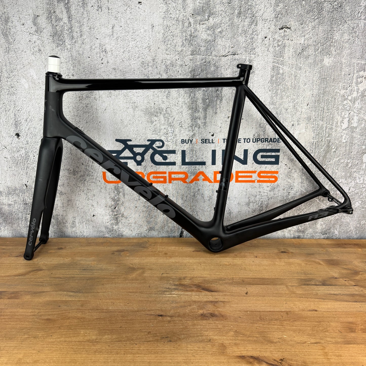 2018 Cervelo R3 56cm Carbon Road Bike Disc Brake Frameset 700c 1733g