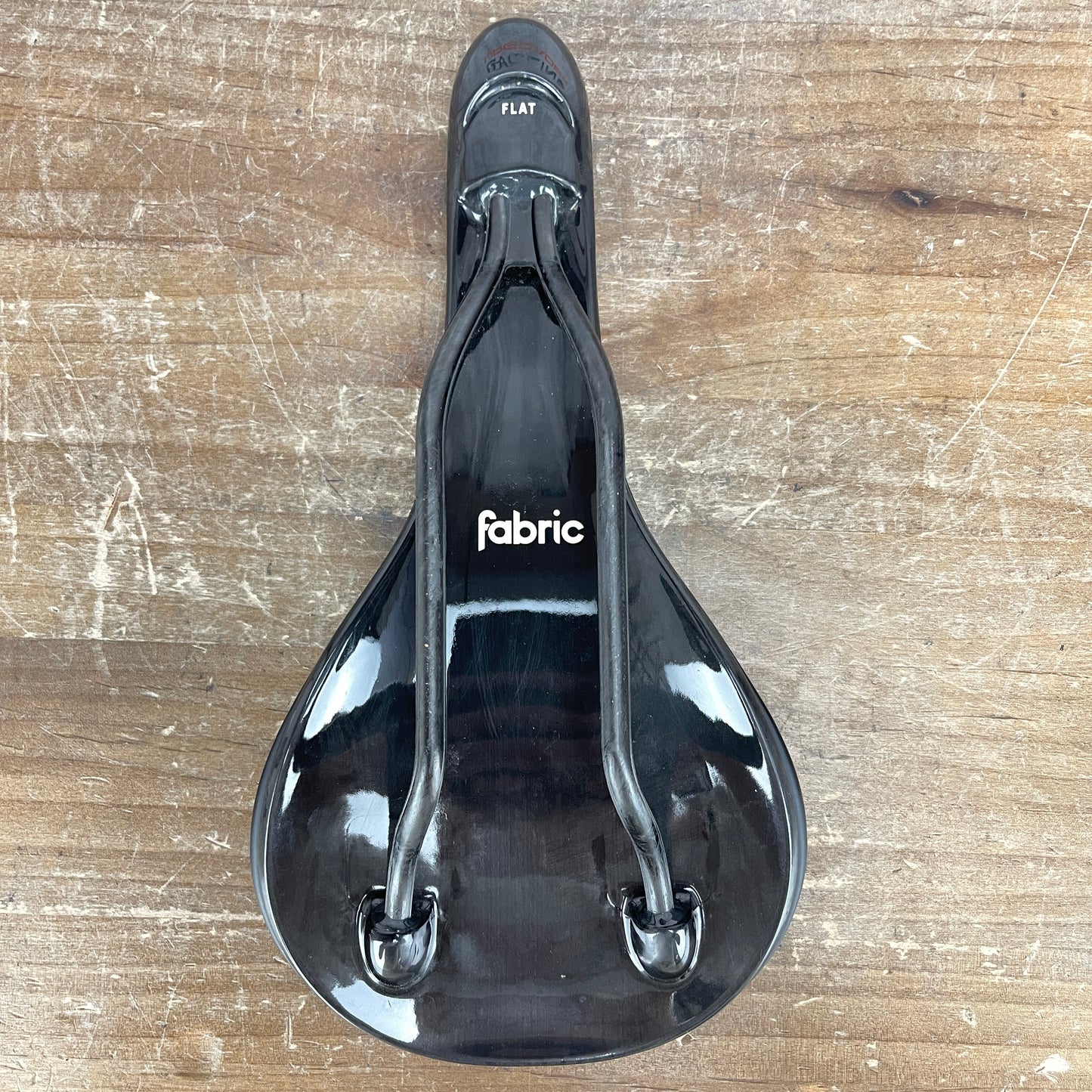 Fabric Scoop Ultimate Flat 142mm Carbon Rails Road Bike Saddle 185g