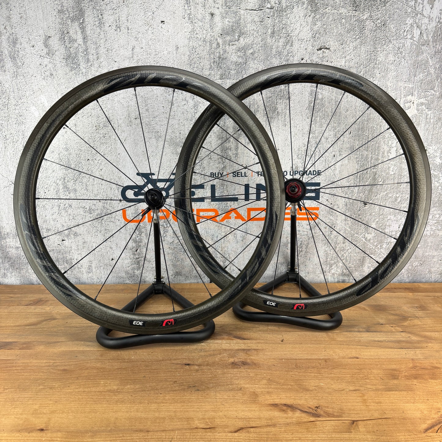 Zipp Firecrest 303 Carbon Clincher Wheelset 700c Rim Brake 88/188 Hubs 1530g