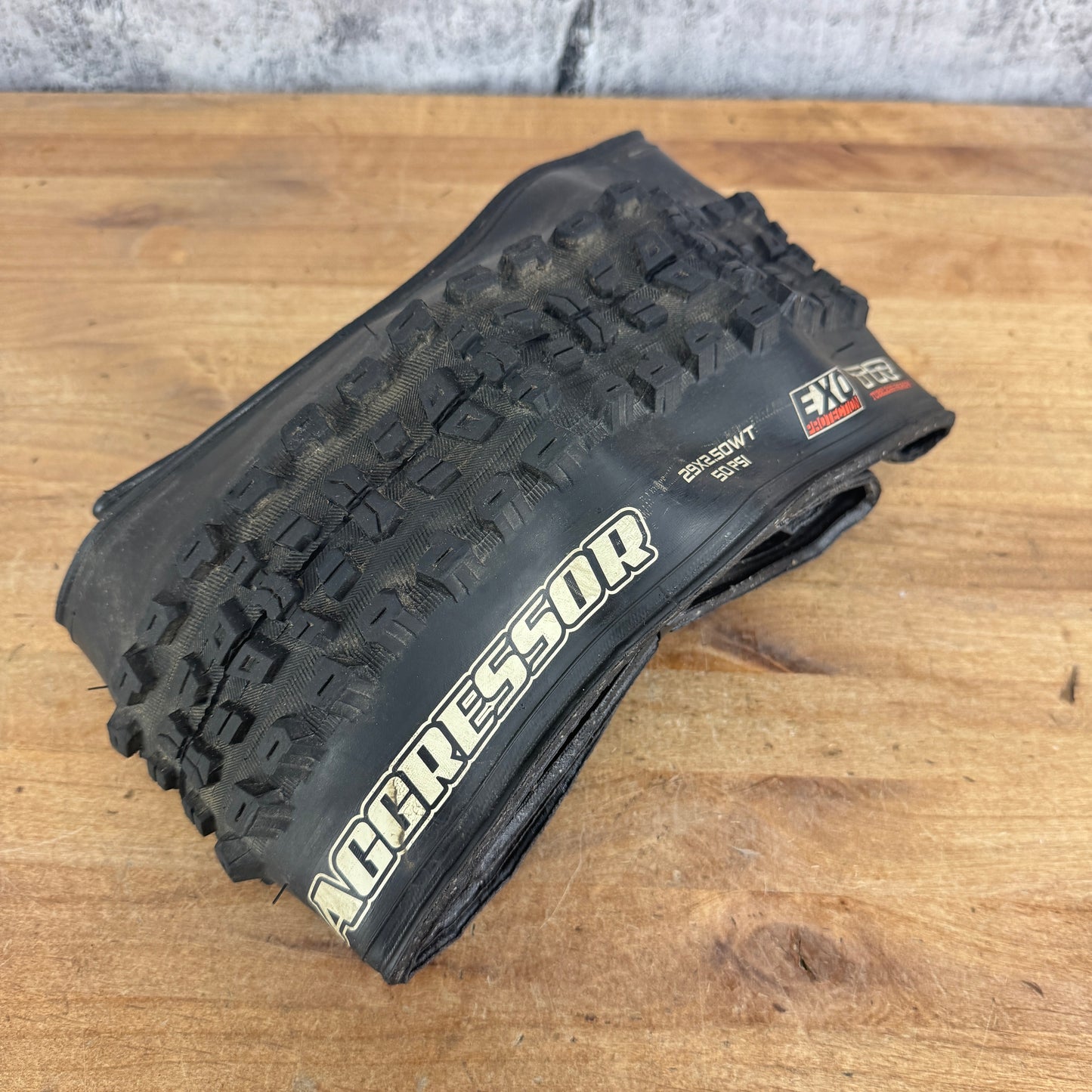 Light Wear! Maxxis Aggressor EXO 29" x 2.5" Single MTB Tubeless Tire 1150g