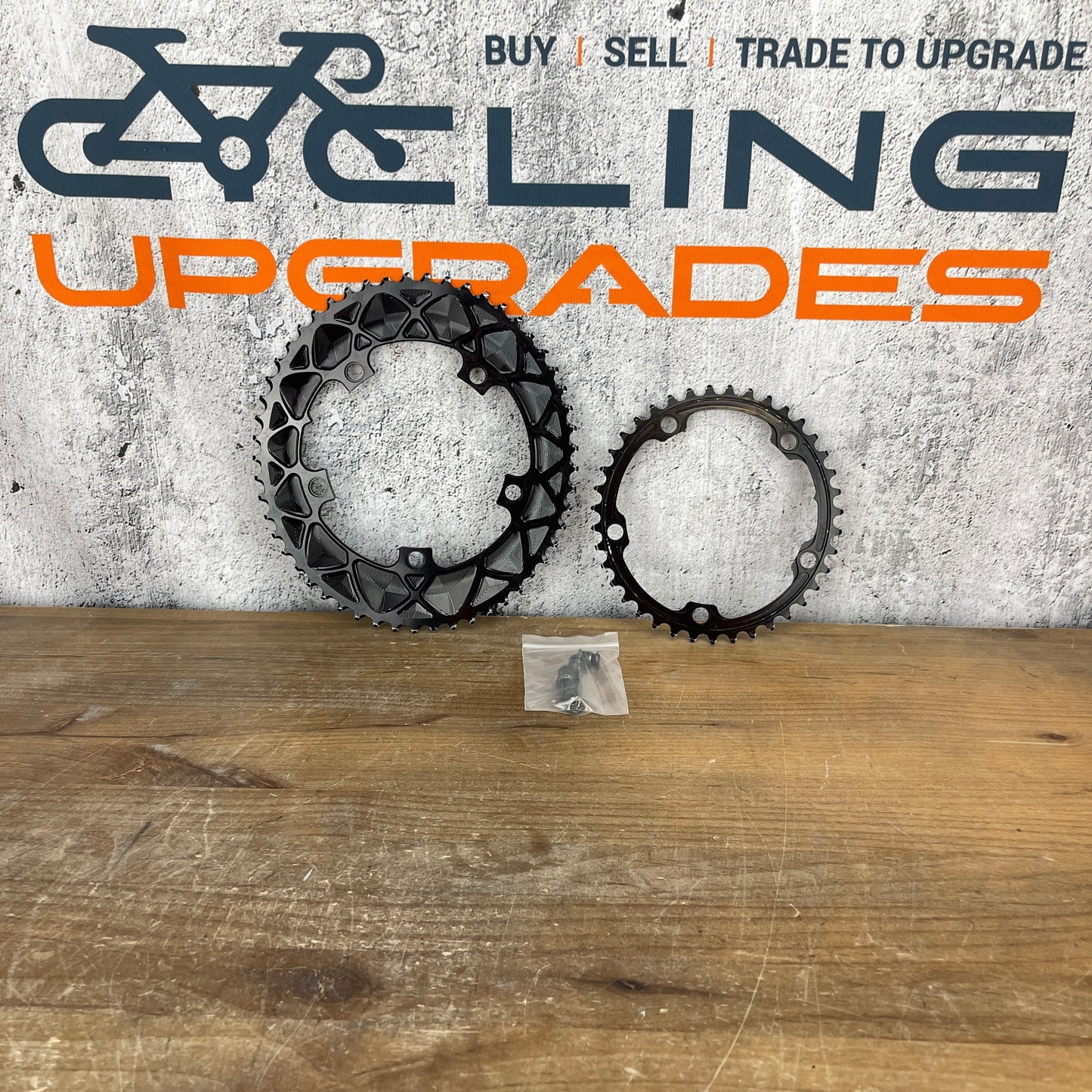 Absolute Black Premium Oval 53/39t Road Bike Pair Chainrings 5-Bolt 130BCD