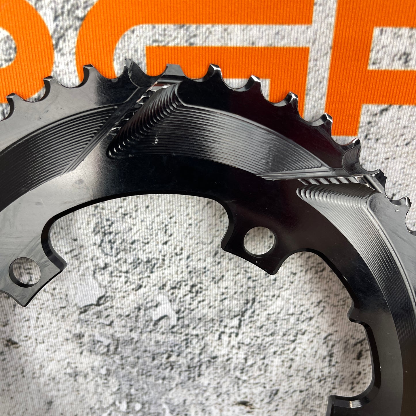 Absolute Black Premium Oval 53/39t Road Bike Pair Chainrings 5-Bolt 130BCD