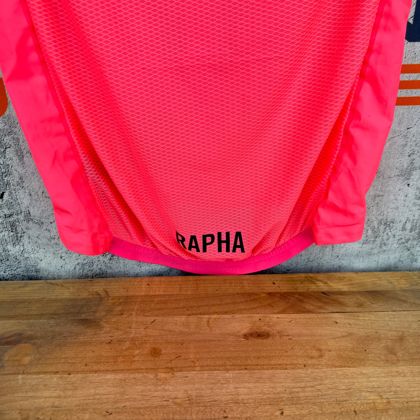Light Wear! Rapha Gilet Men's Pink Cycling Vest