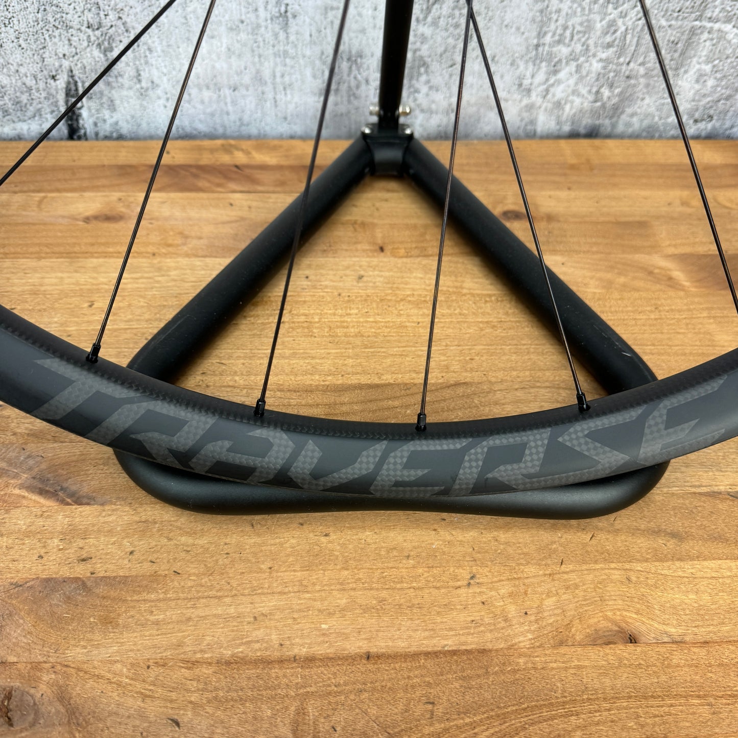 Low Mile! Roval Traverse 27.5" MTB 6-Bolt Carbon Wheelset 1560g 30i Non-Boost