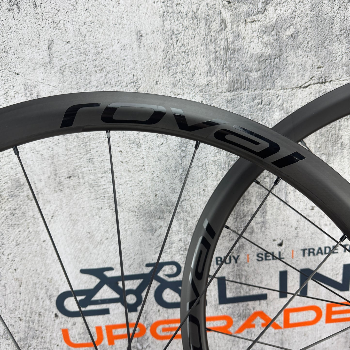 New Takeoff! Roval Alpinist CLX Carbon Clincher Disc Wheelset 700c 1252g