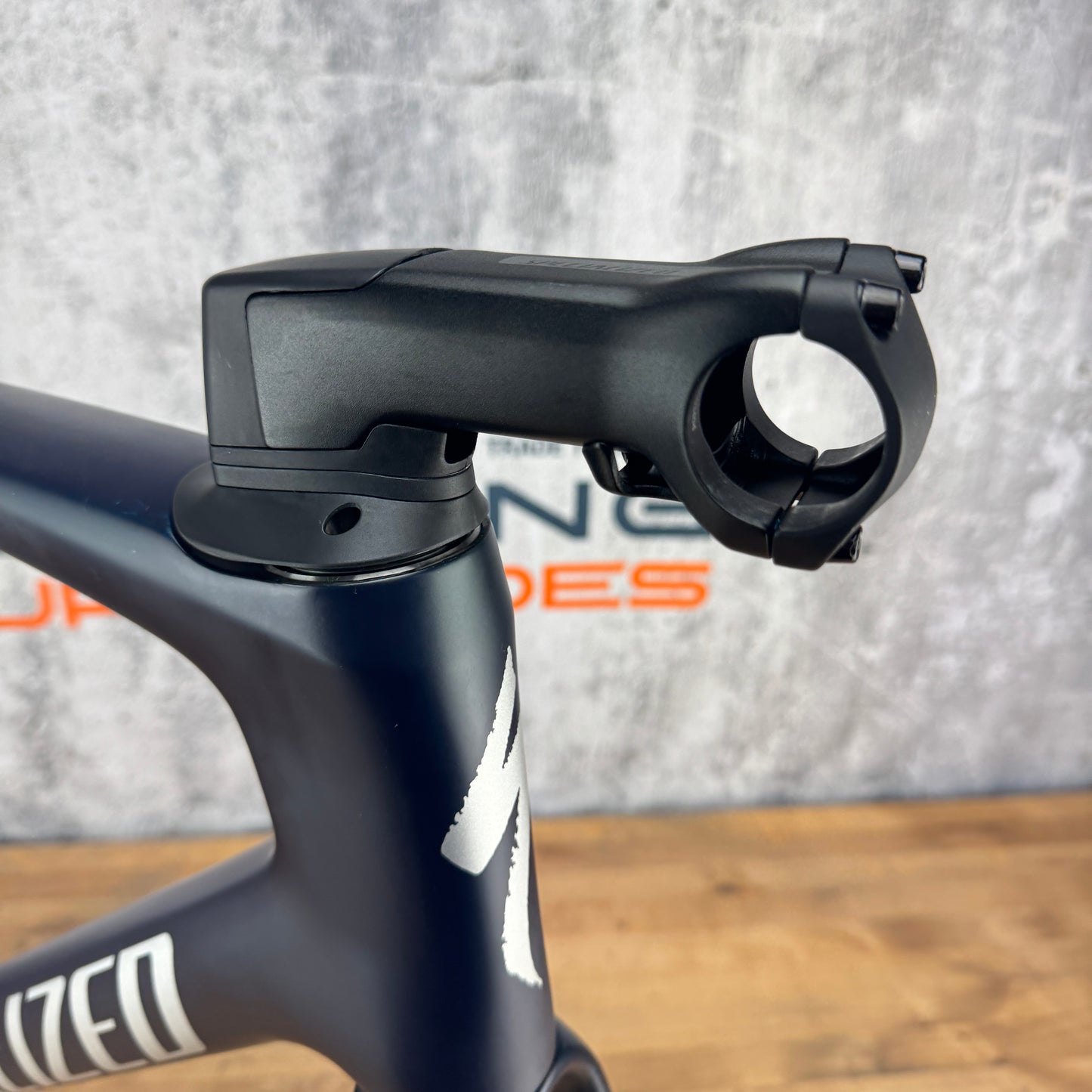 Low Mile! 2022 Specialized Tarmac SL7 56cm Carbon Disc Frameset 700c 1938g