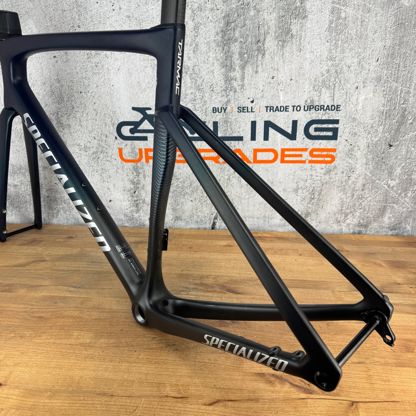 Low Mile! 2022 Specialized Tarmac SL7 56cm Carbon Disc Frameset 700c 1938g