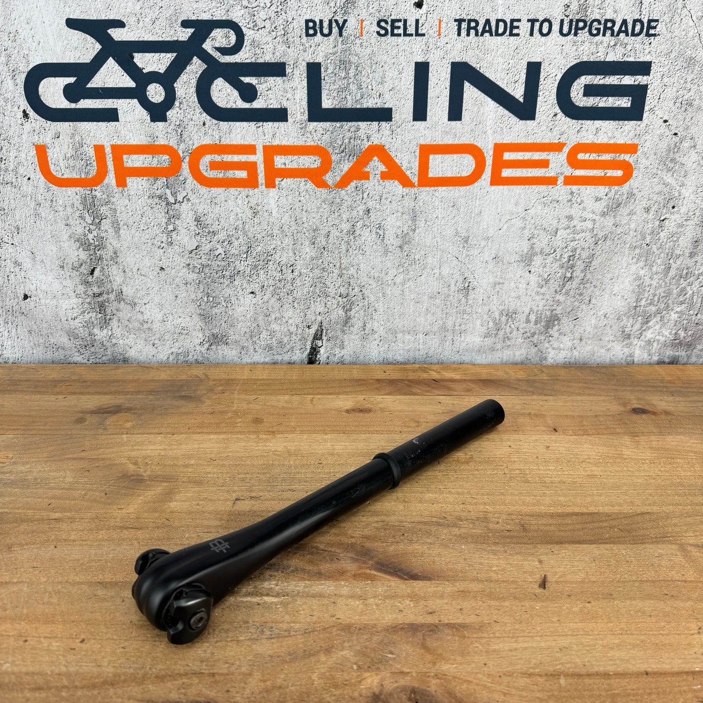 Black Inc Road 350mm x 27.2mm Zero Offset Carbon Bike Seatpost 195g