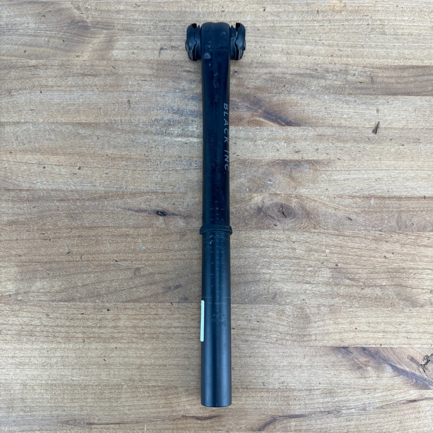 Black Inc Road 350mm x 27.2mm Zero Offset Carbon Bike Seatpost 195g