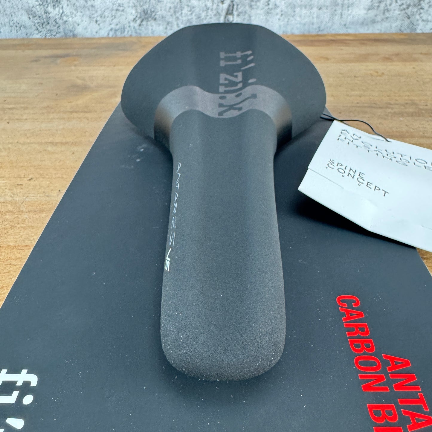 New! Fizik Antares VS R1 140mm Carbon 7x9mm Rails Saddle 179g MSRP $210