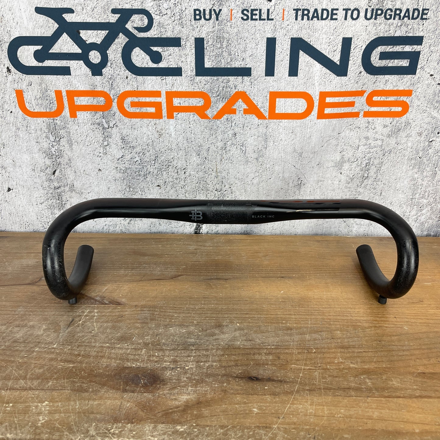 Black Inc 42cm Carbon Road Bike Handlebar 31.8mm 232g