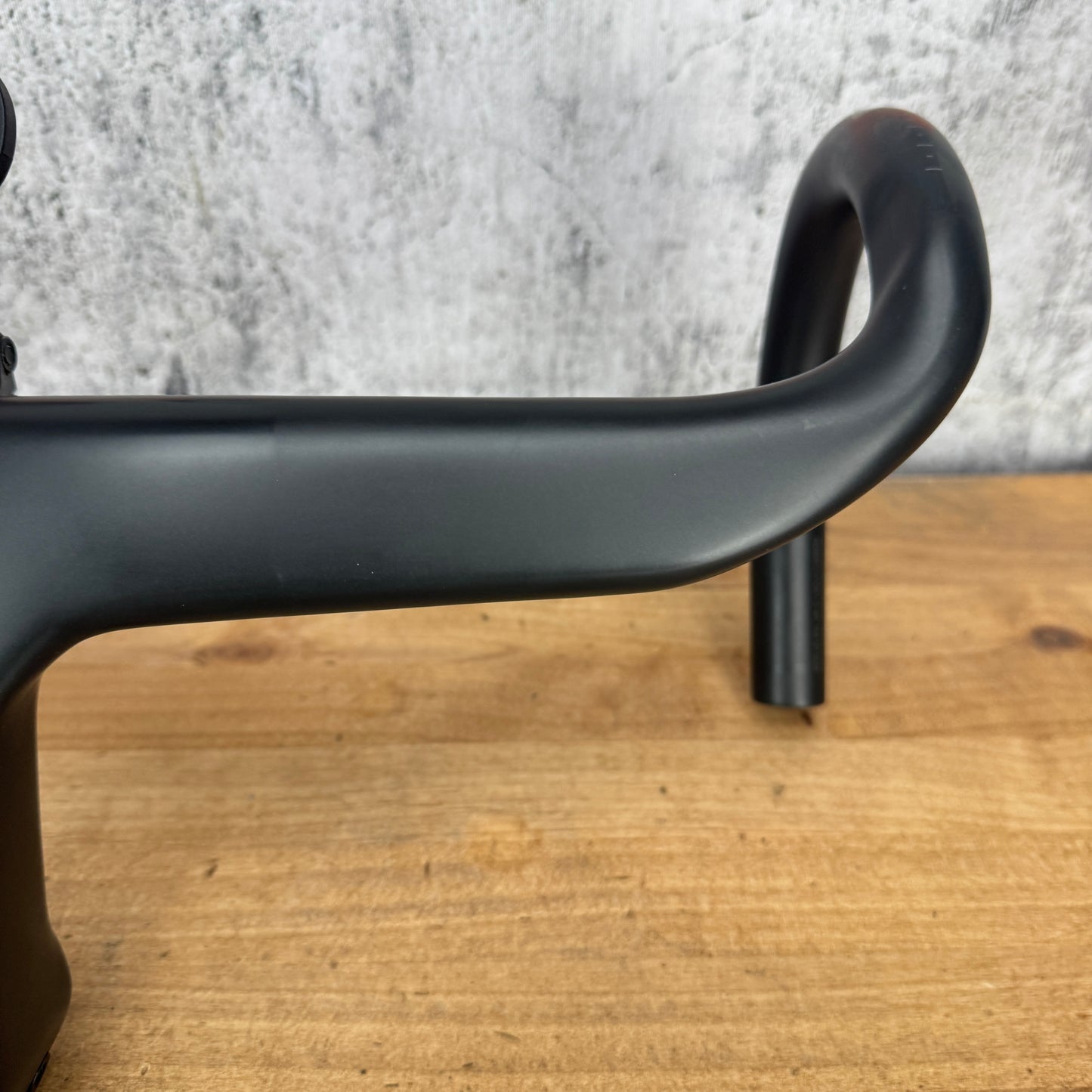 Bontrager Aeolus RSL VR-C 42cm x 120mm Integrated Carbon Bike Handlebar 352g
