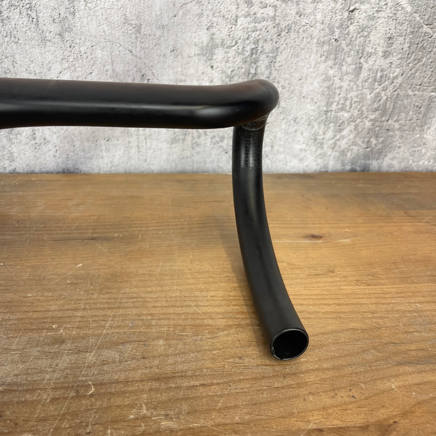 Black Inc 42cm Carbon Road Bike Handlebar 31.8mm 232g