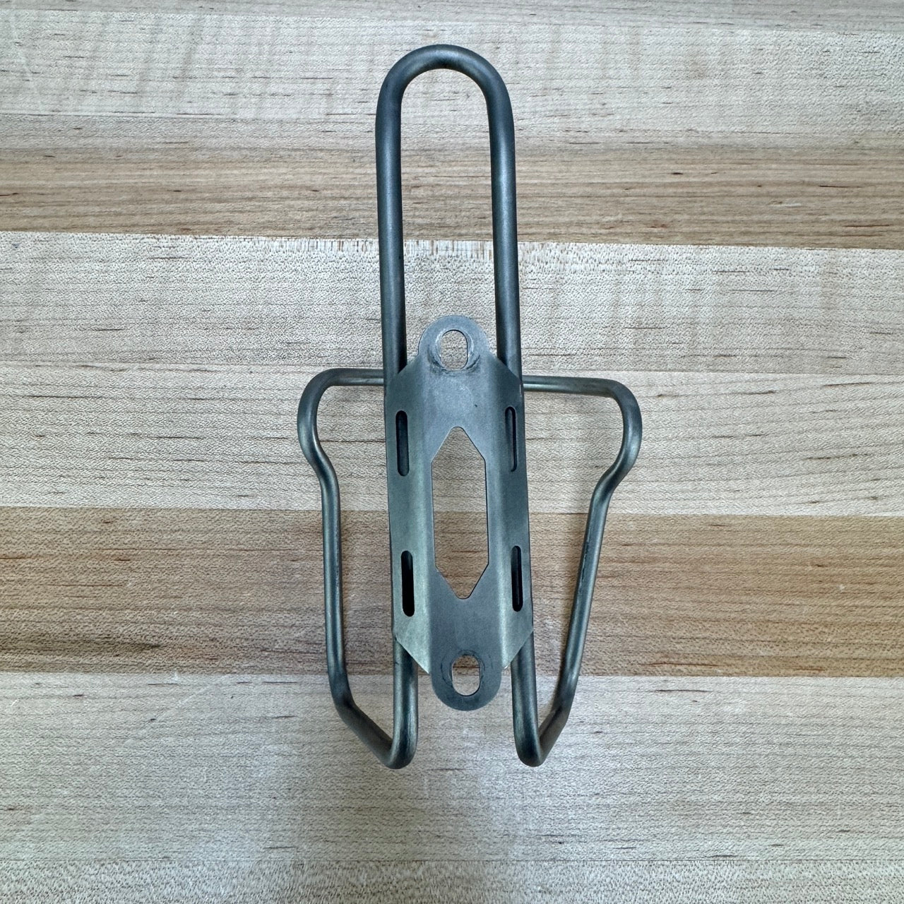 Light Use! Blackburn Swerve Titanium Bike Single Water Bottle Cage 31g