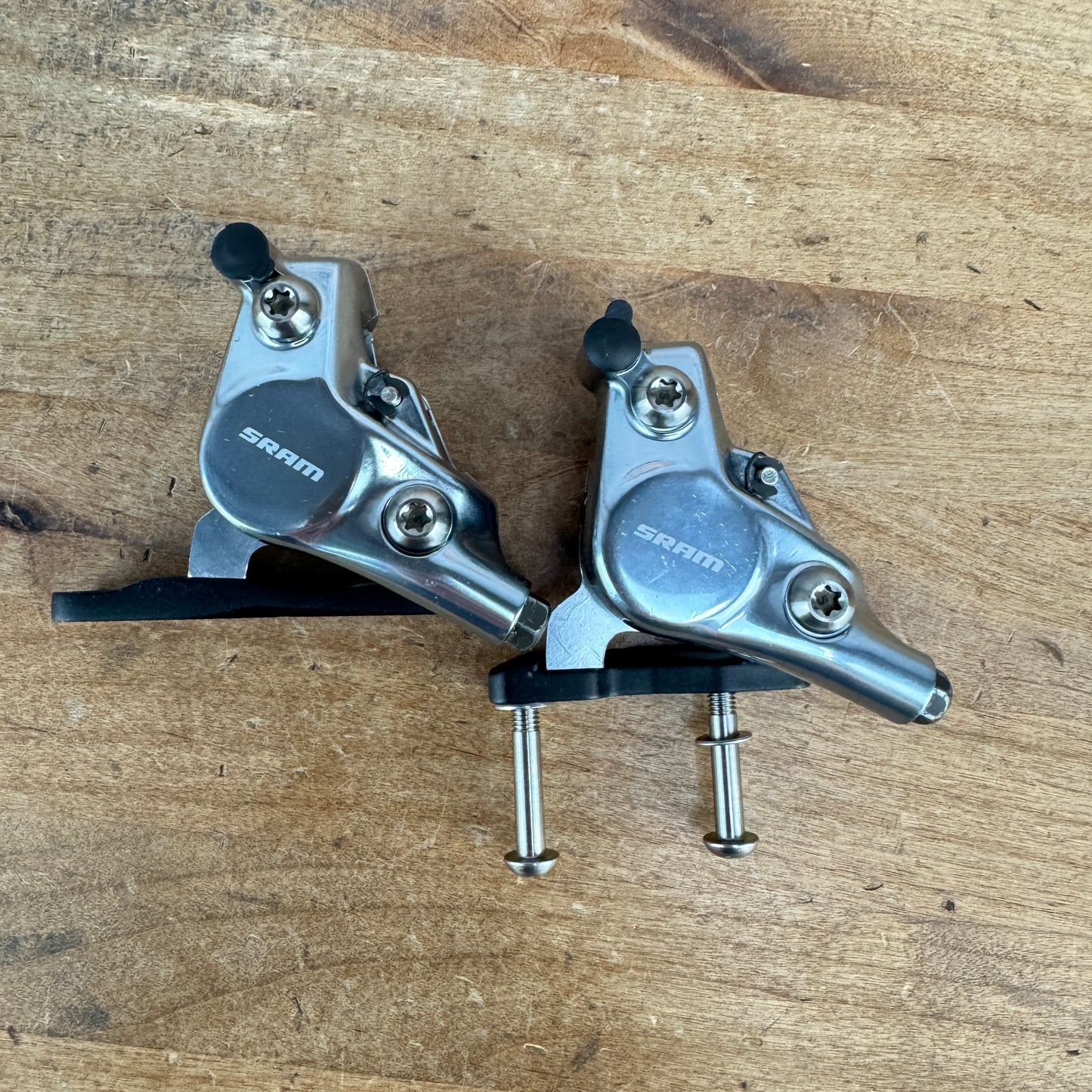 SRAM Red AXS D1 Flat-Mount Two-Piece Disc Brake Calipers w/ Adapters 265g