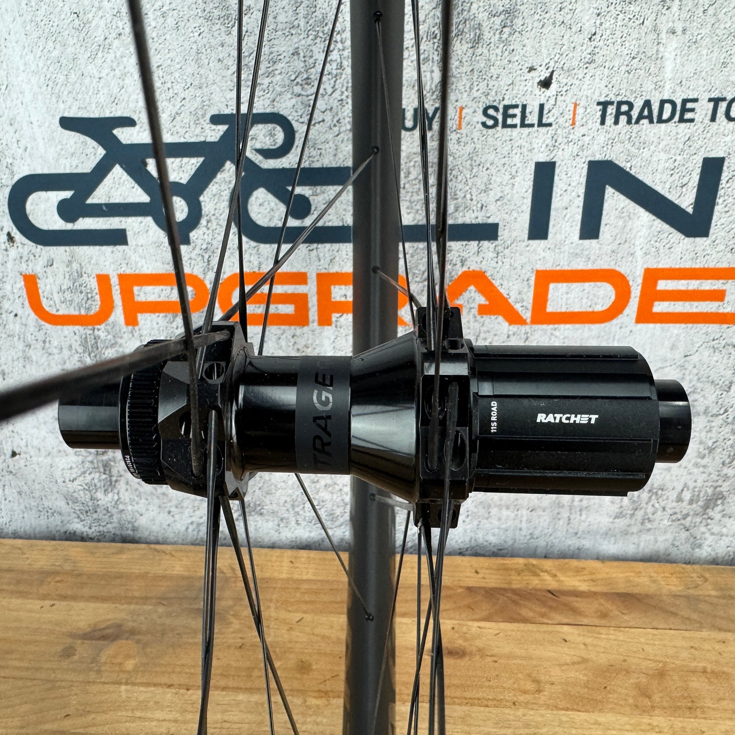 Ridden Once! Bontrager Aeolus Pro 51 Carbon Tubeless Disc Wheelset 700c 1767g