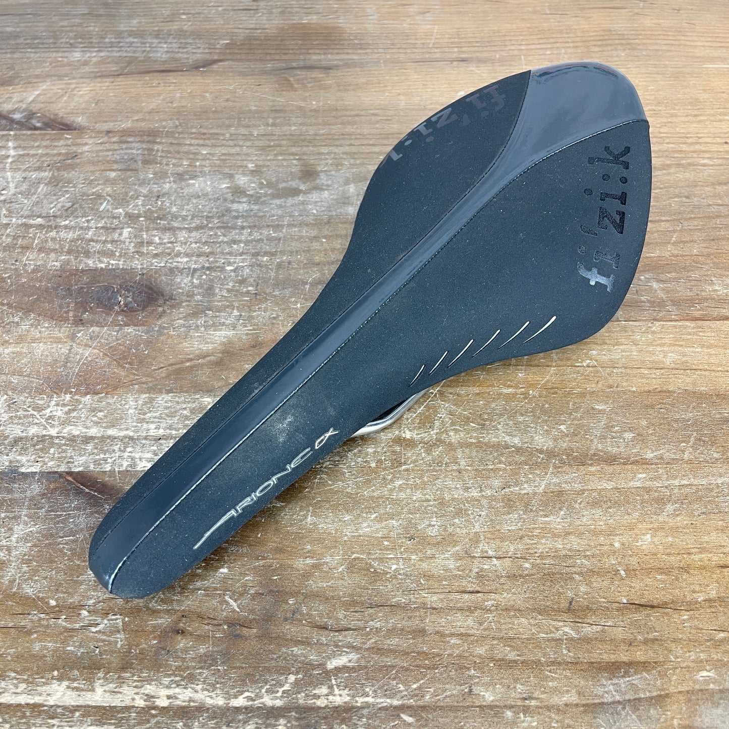 Fizik Arione CX 7x7mm Kium Rails 130mm Bike Saddle 219g