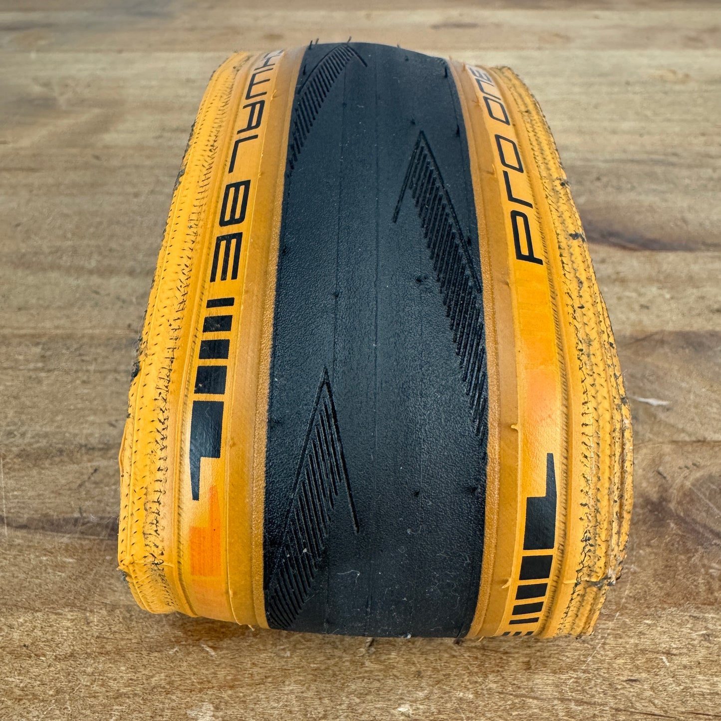 Schwalbe Pro One TT 700c x 25mm Tubeless Tanwall Pair Tires MSRP $182 486g