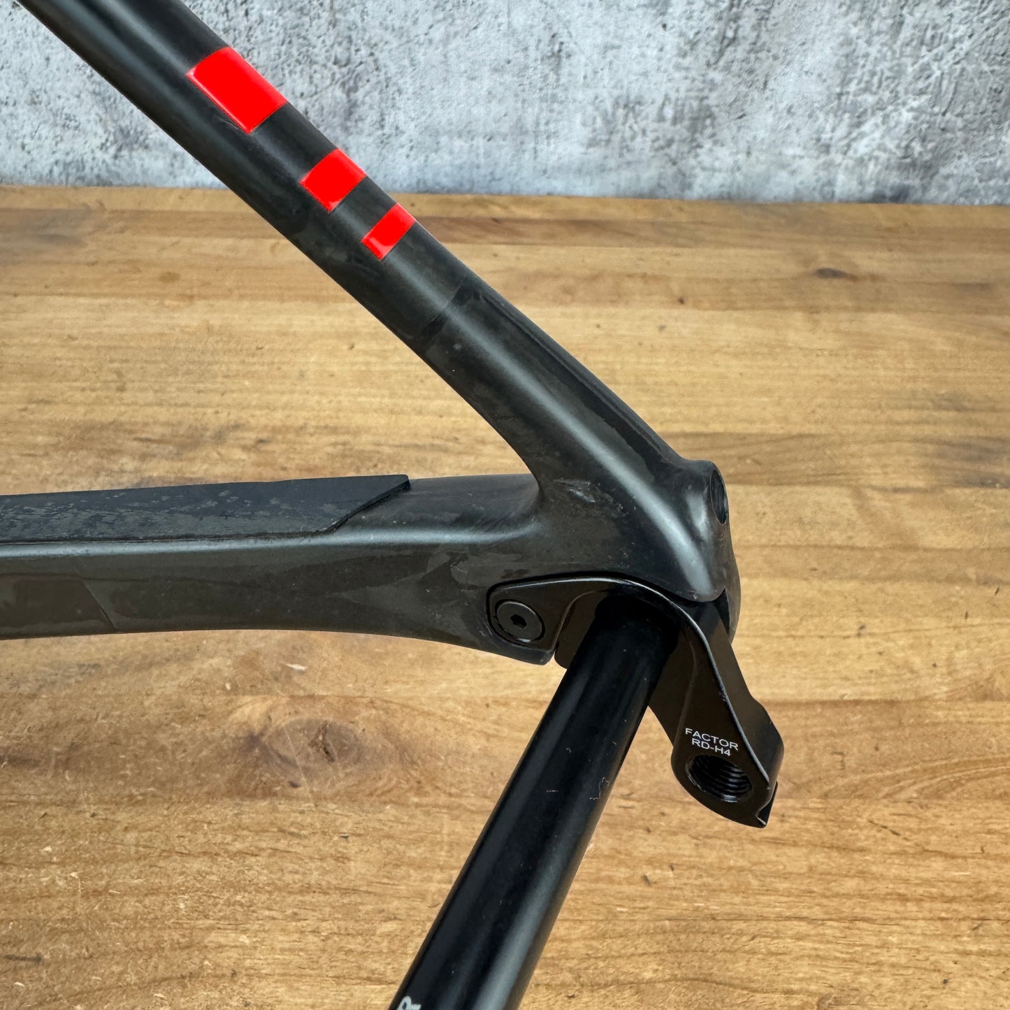 2020 Factor O2 VAM 52cm Carbon Disc Brake Road Bike Frameset 700c 1139g