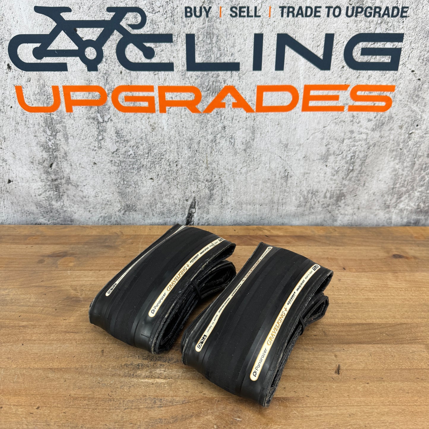 Low Mile! Pair Panaracer Gravel King 700c x 35mm Tubeless Bike Tires