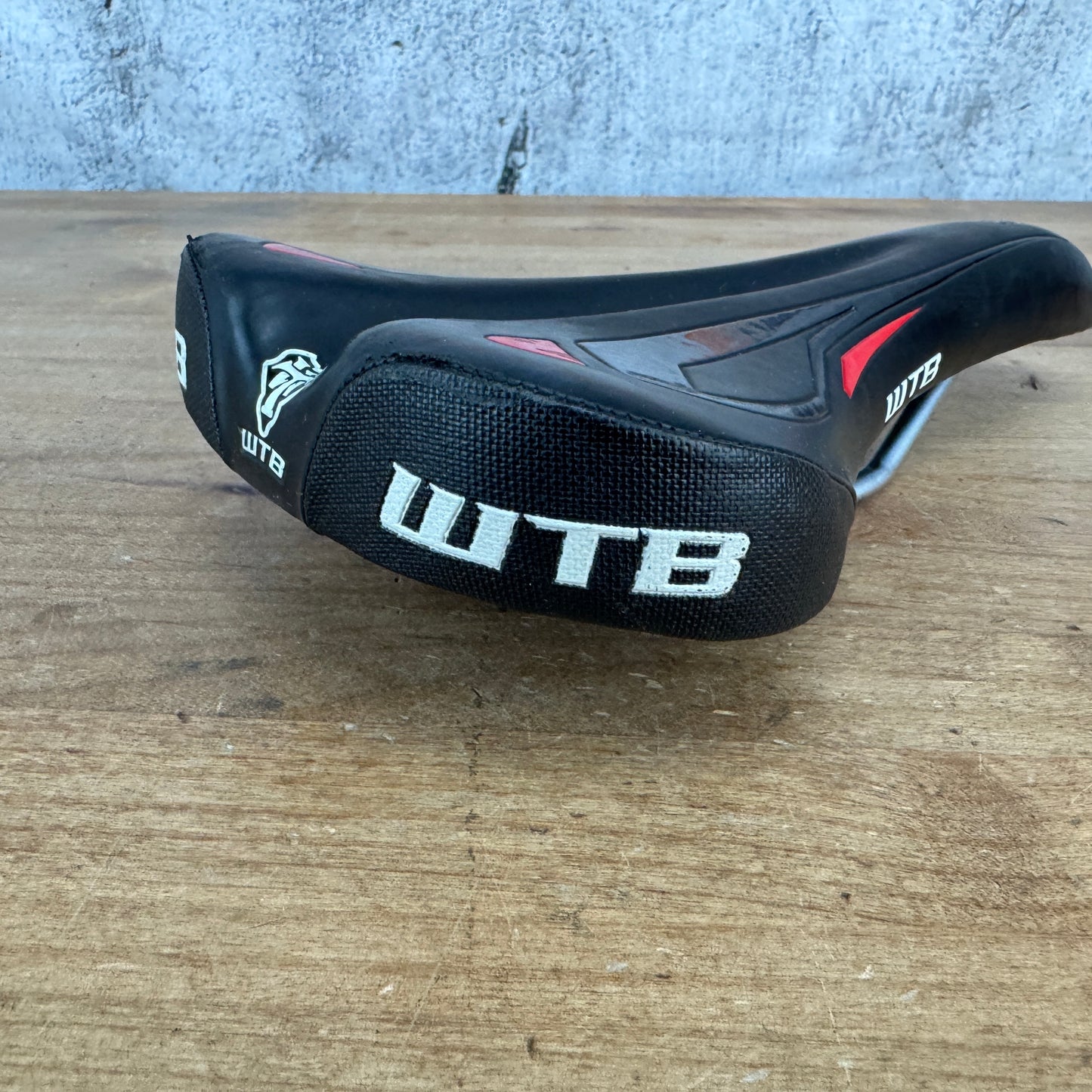 WTB Rocket V Race 142mm 7x7mm CR-MO Rails Bike Saddle 275g