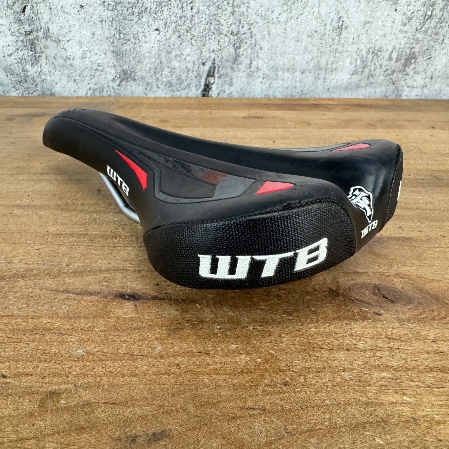 WTB Rocket V Race 142mm 7x7mm CR-MO Rails Bike Saddle 275g