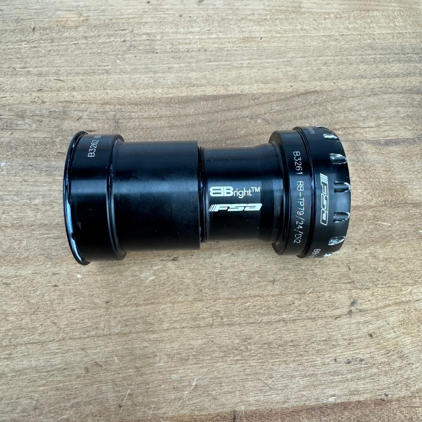 FSA Threaded Pressfit BBright Bottom Bracket for Shimano 24mm Spindles 160g