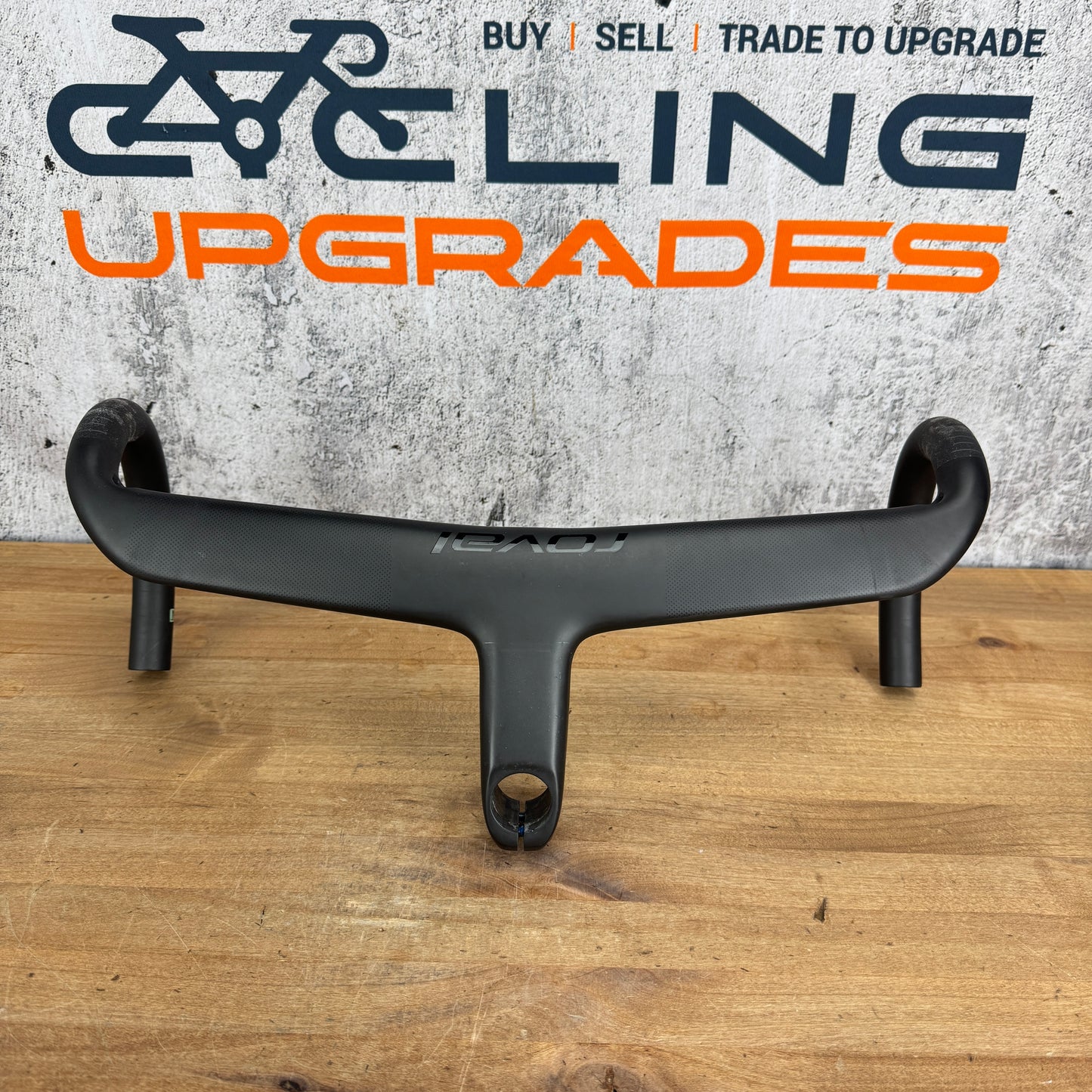 Roval Rapide Cockpit 44cm x 110mm -6 Degree Carbon Integrated Handlebar 340g