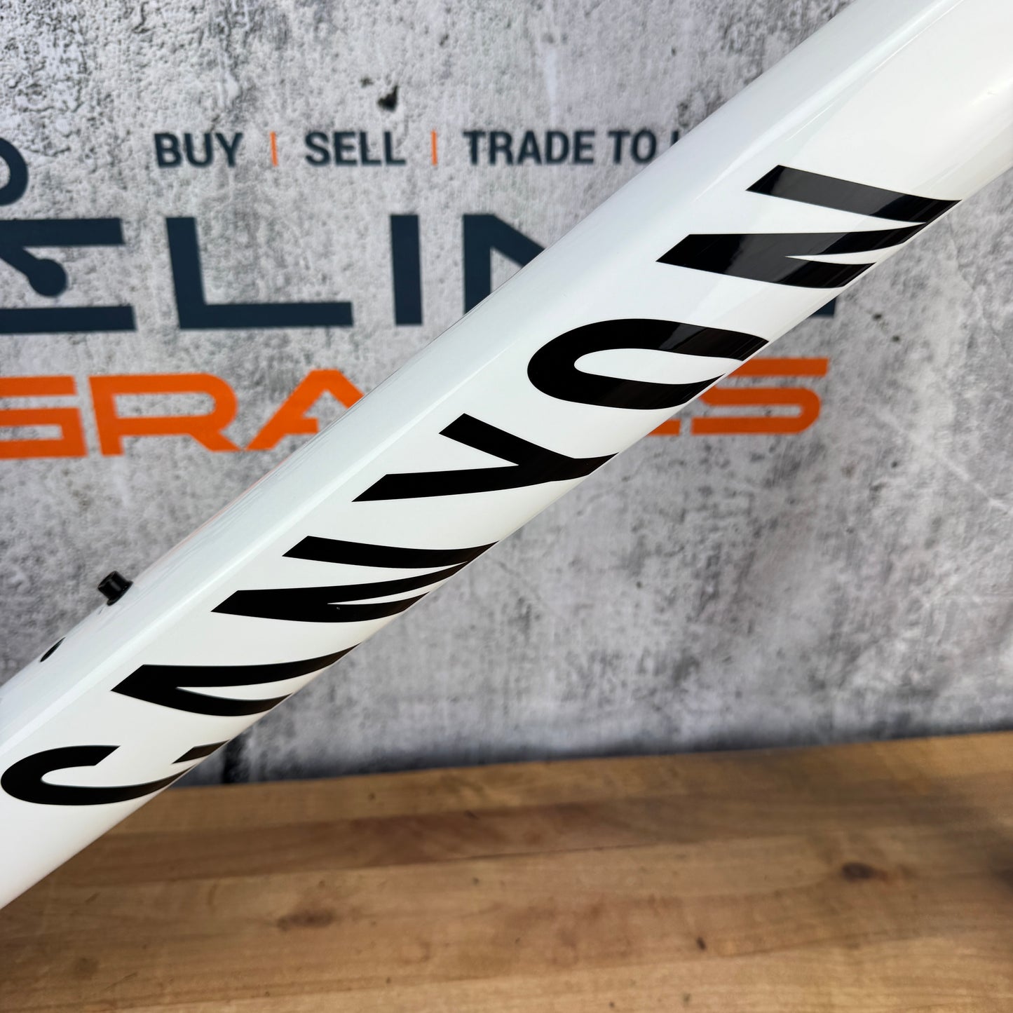 Mint! 2023 Canyon Ultimate CF SL XL Carbon Disc Brake Frameset 700c 2353g